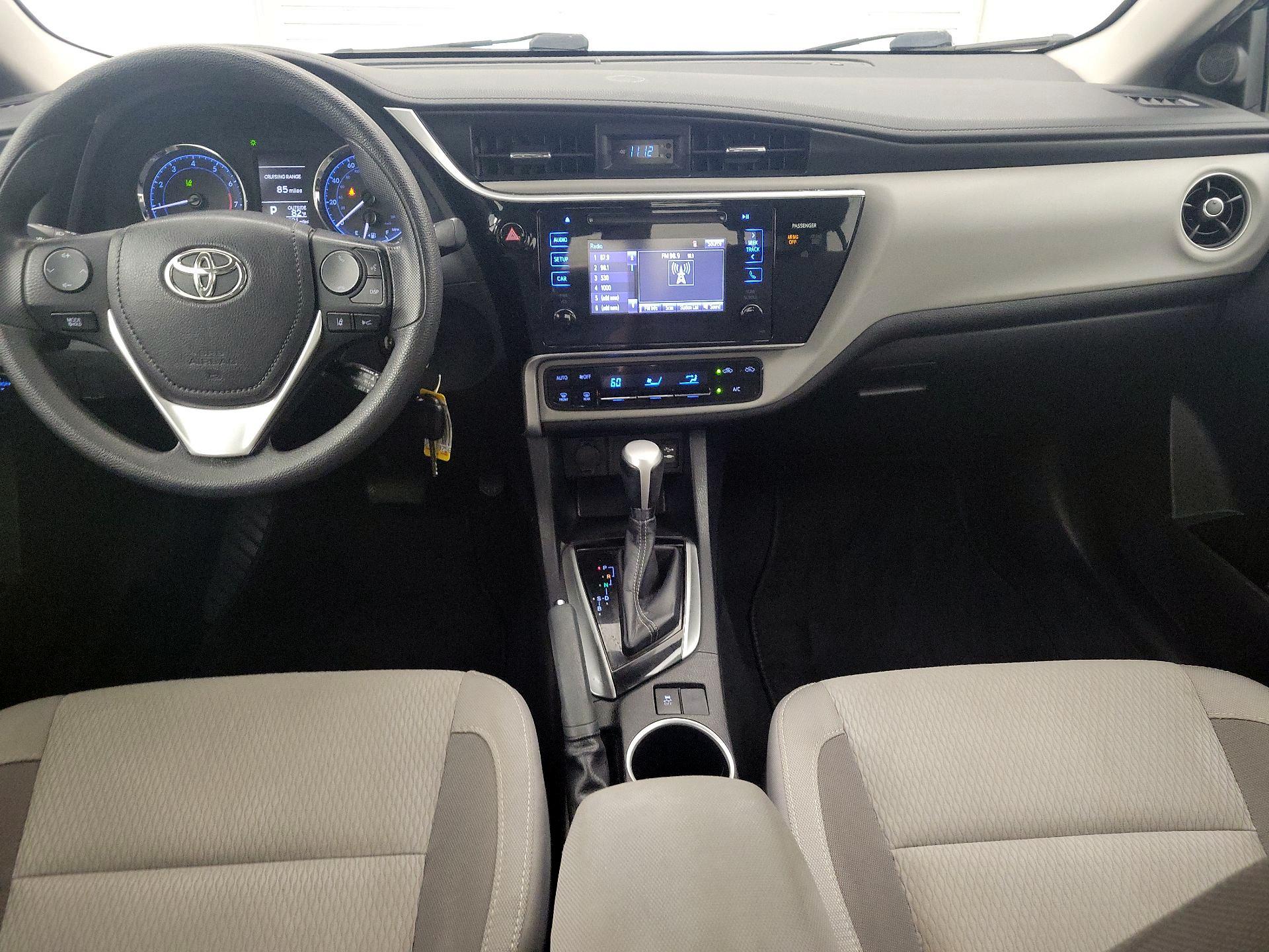Thumbnail: 2017 Toyota Corolla - 9