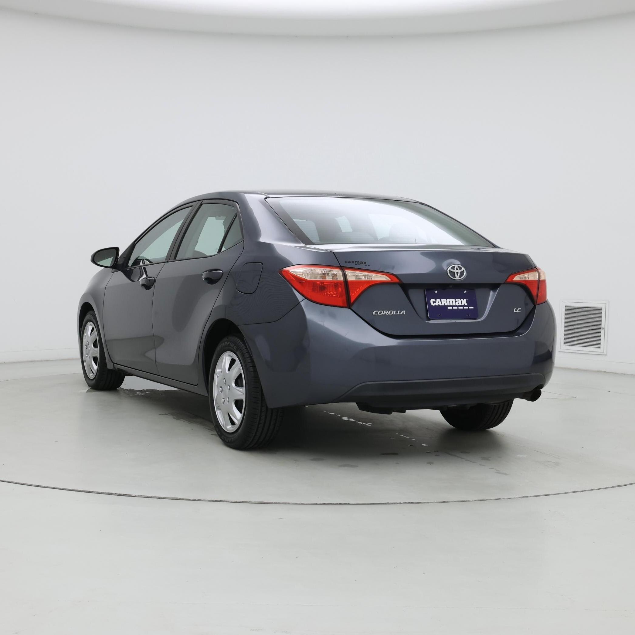Thumbnail: 2017 Toyota Corolla - 2