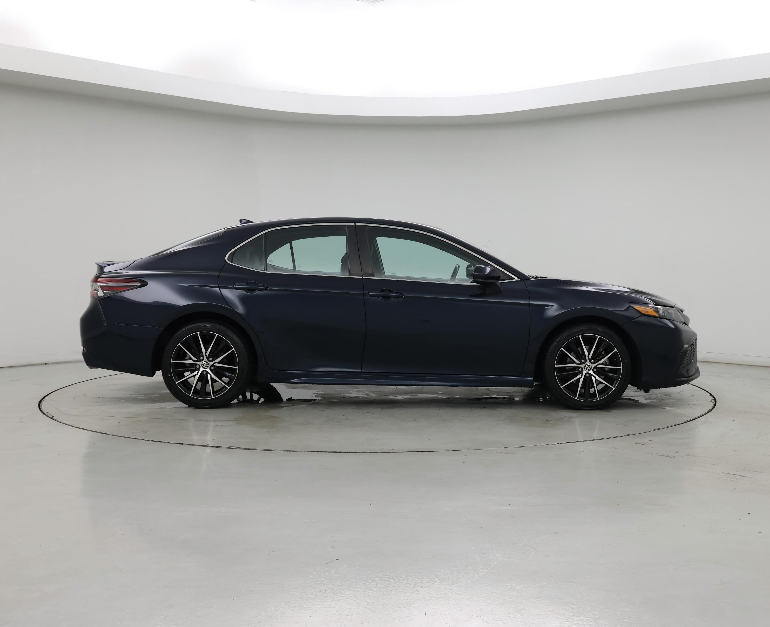 Thumbnail: 2021 Toyota Camry - 7