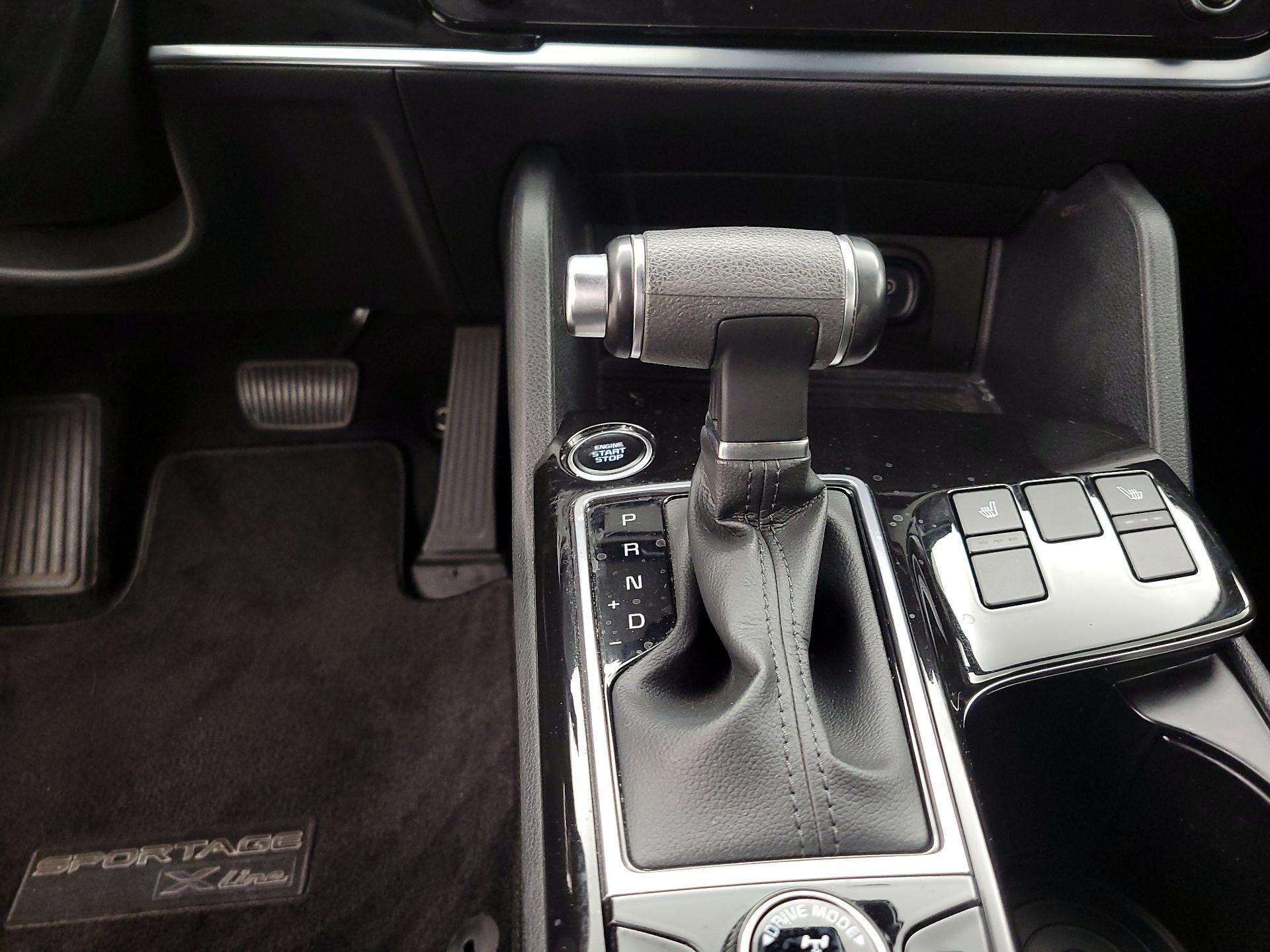 Thumbnail: 2023 Kia Sportage - 16