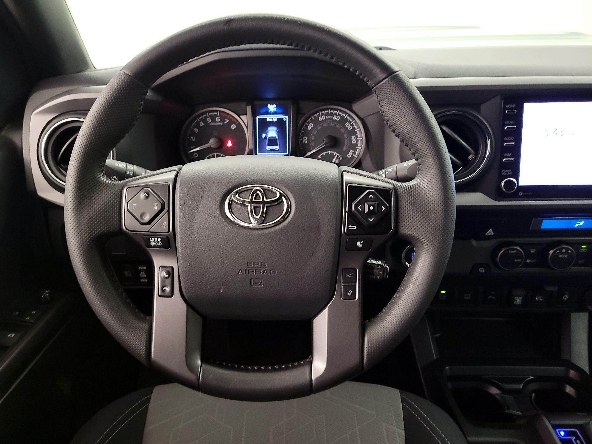 Thumbnail: 2022 Toyota Tacoma - 10