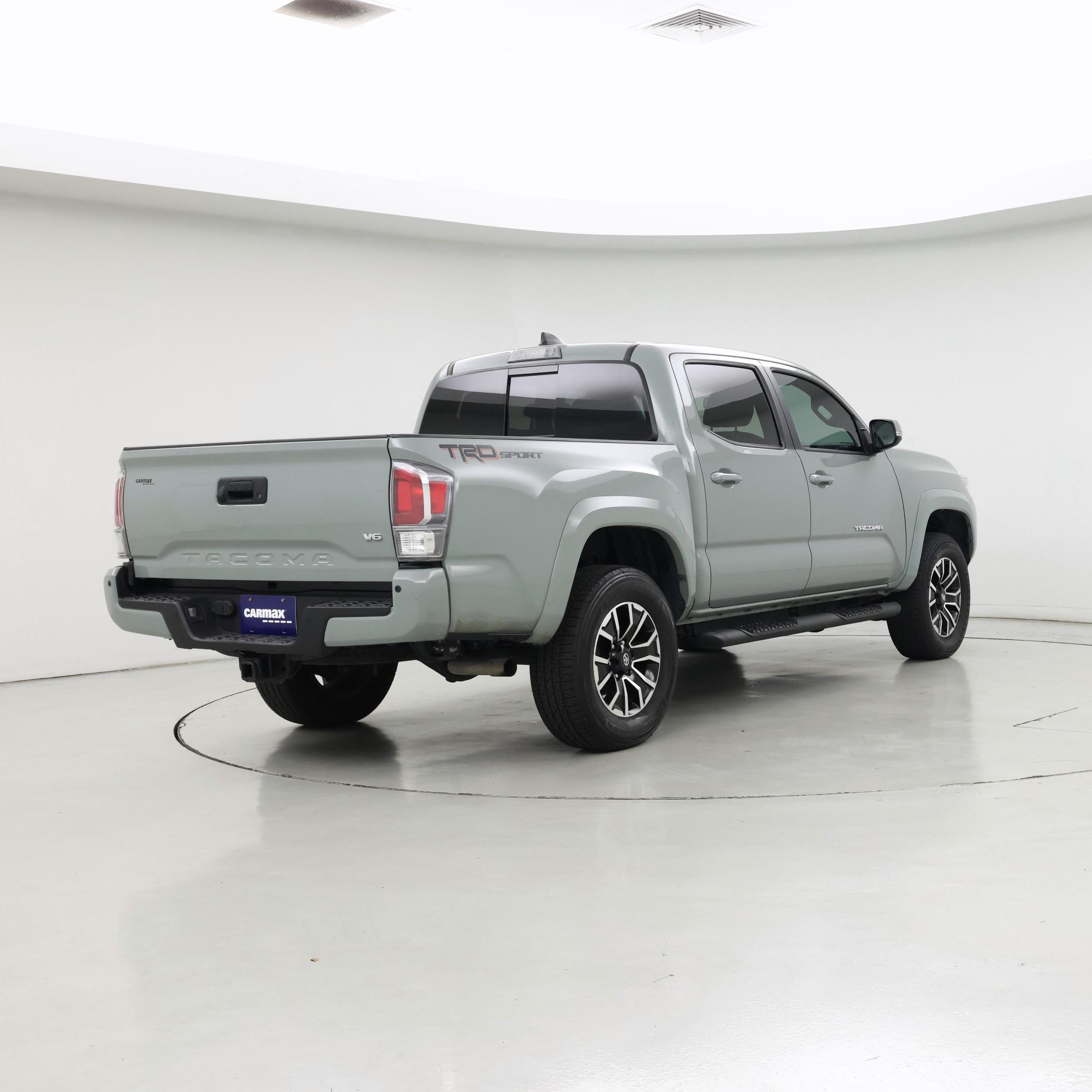 Thumbnail: 2022 Toyota Tacoma - 8