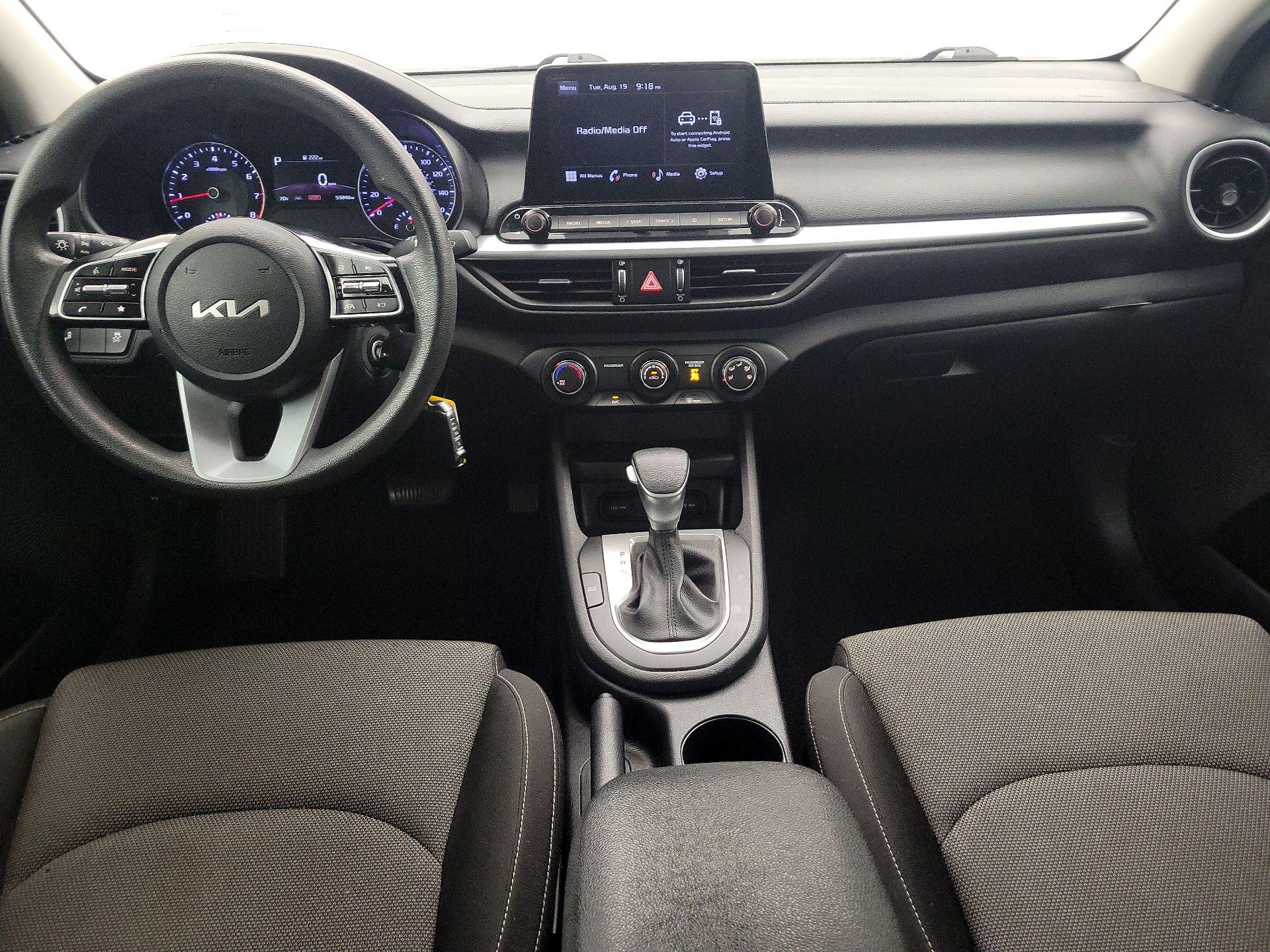 Thumbnail: 2022 Kia Forte - 9