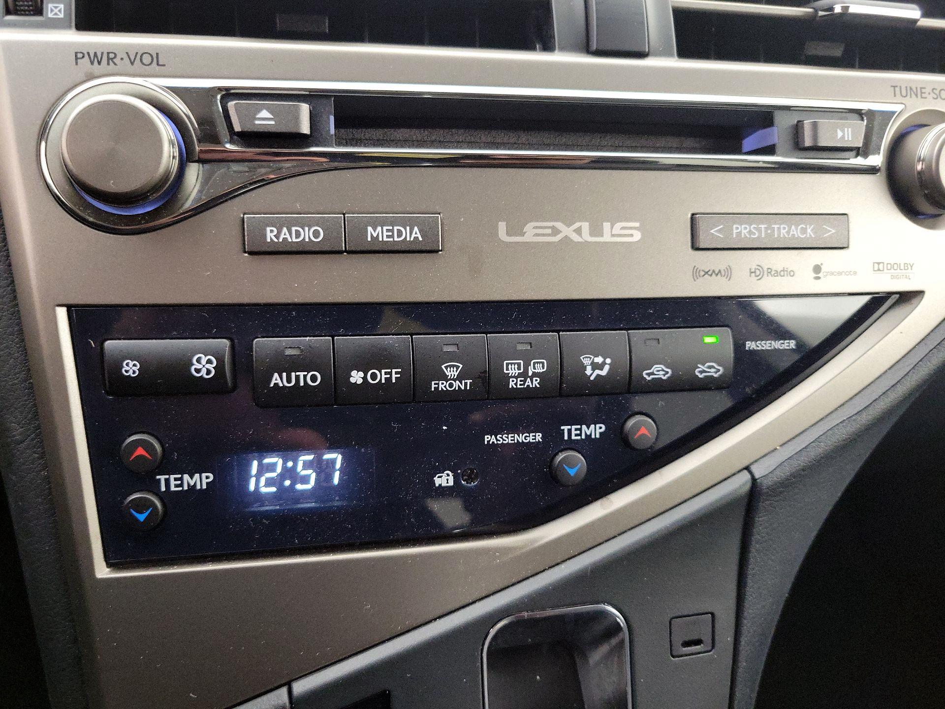 Thumbnail: 2015 Lexus RX - 17