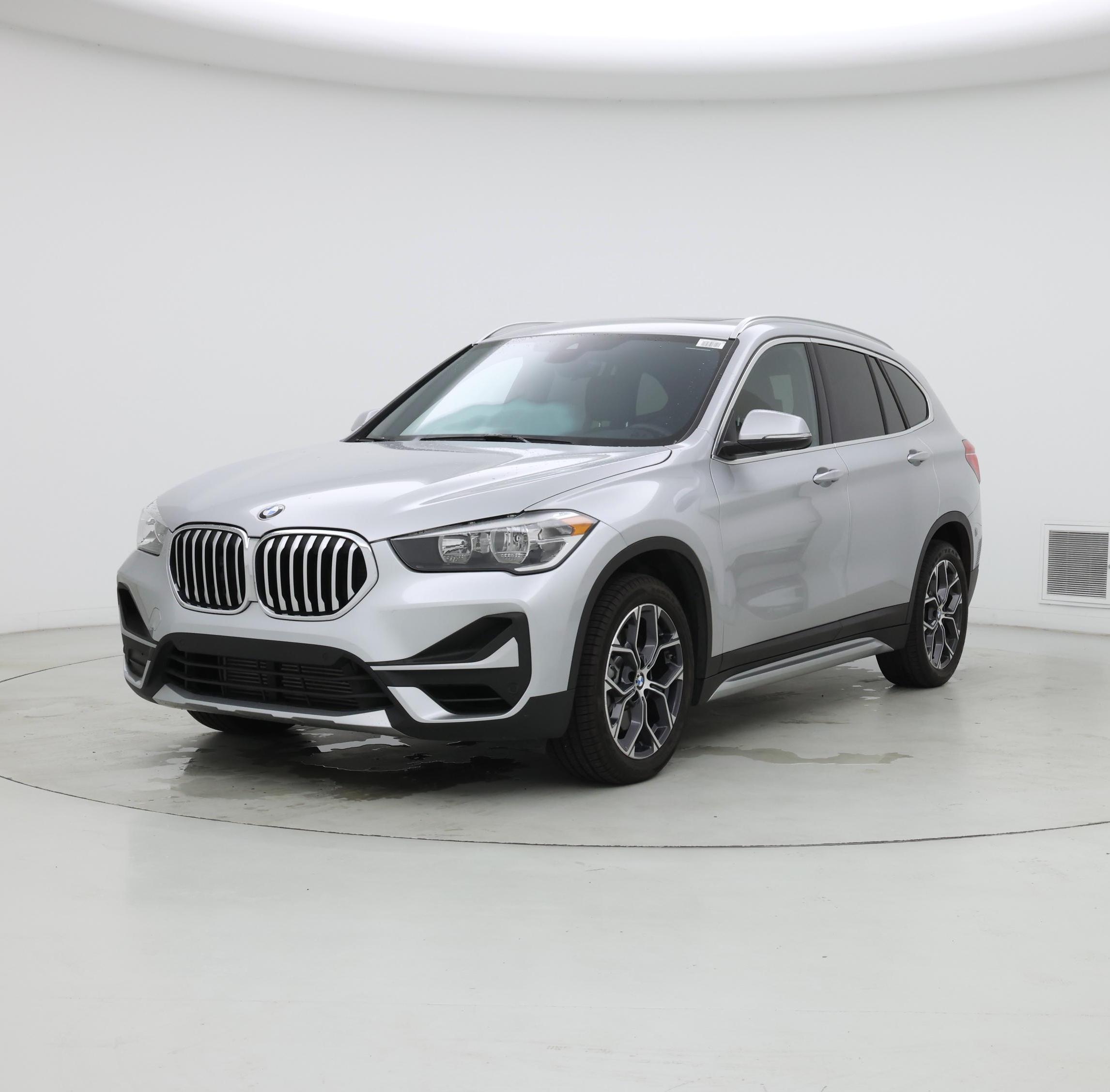 Thumbnail: 2021 BMW X1 - 4
