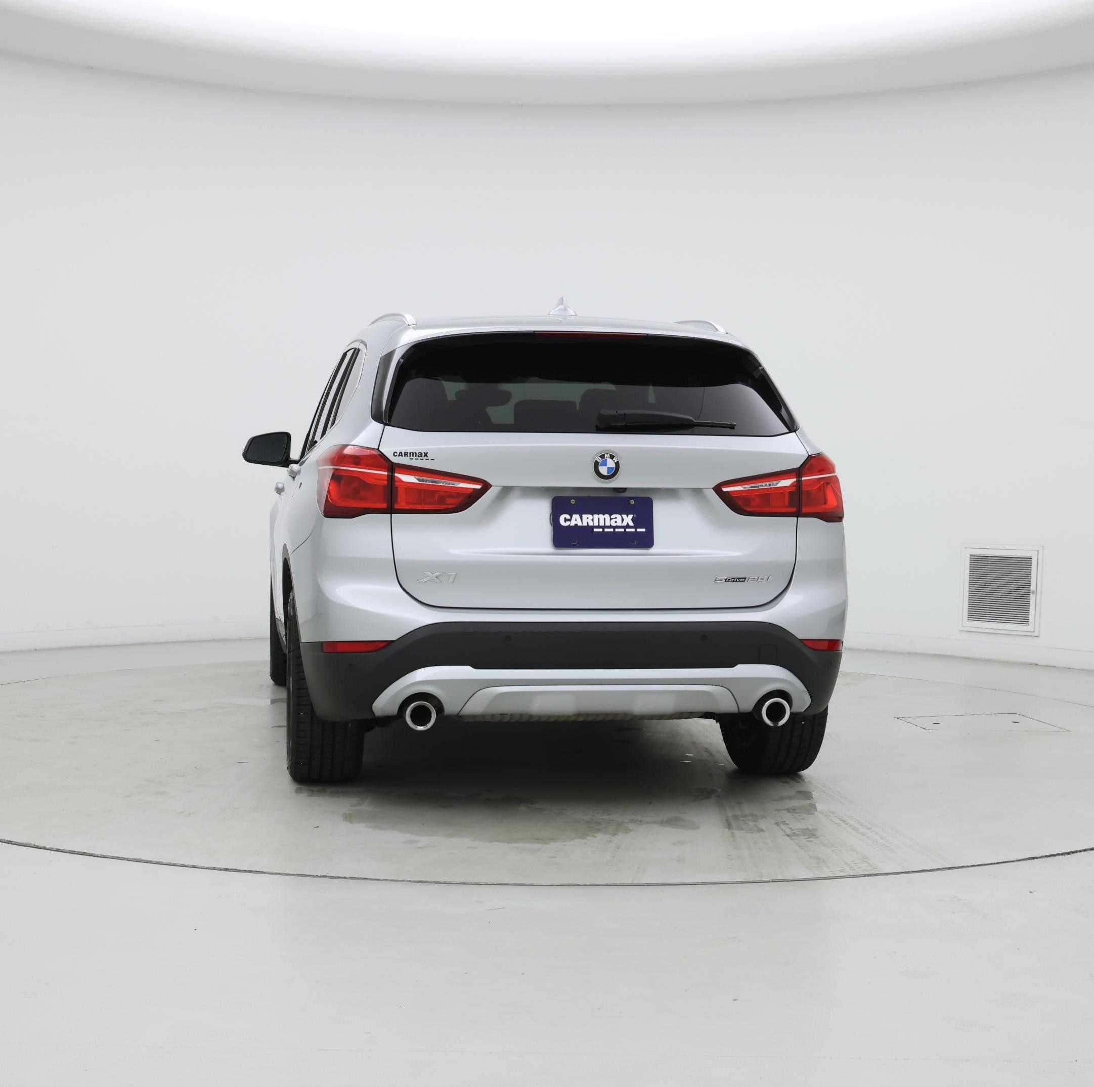 Thumbnail: 2021 BMW X1 - 6