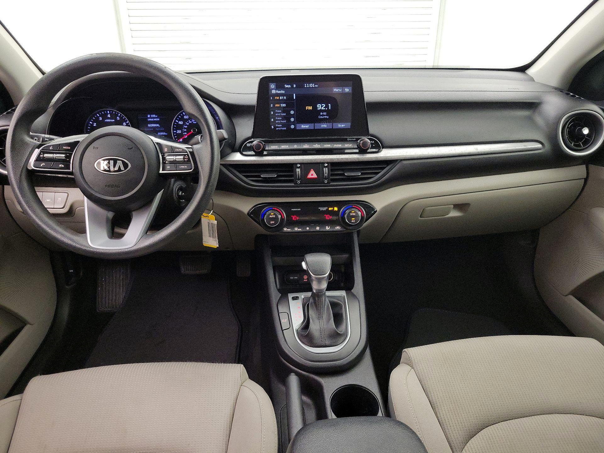 Thumbnail: 2019 Kia Forte - 9