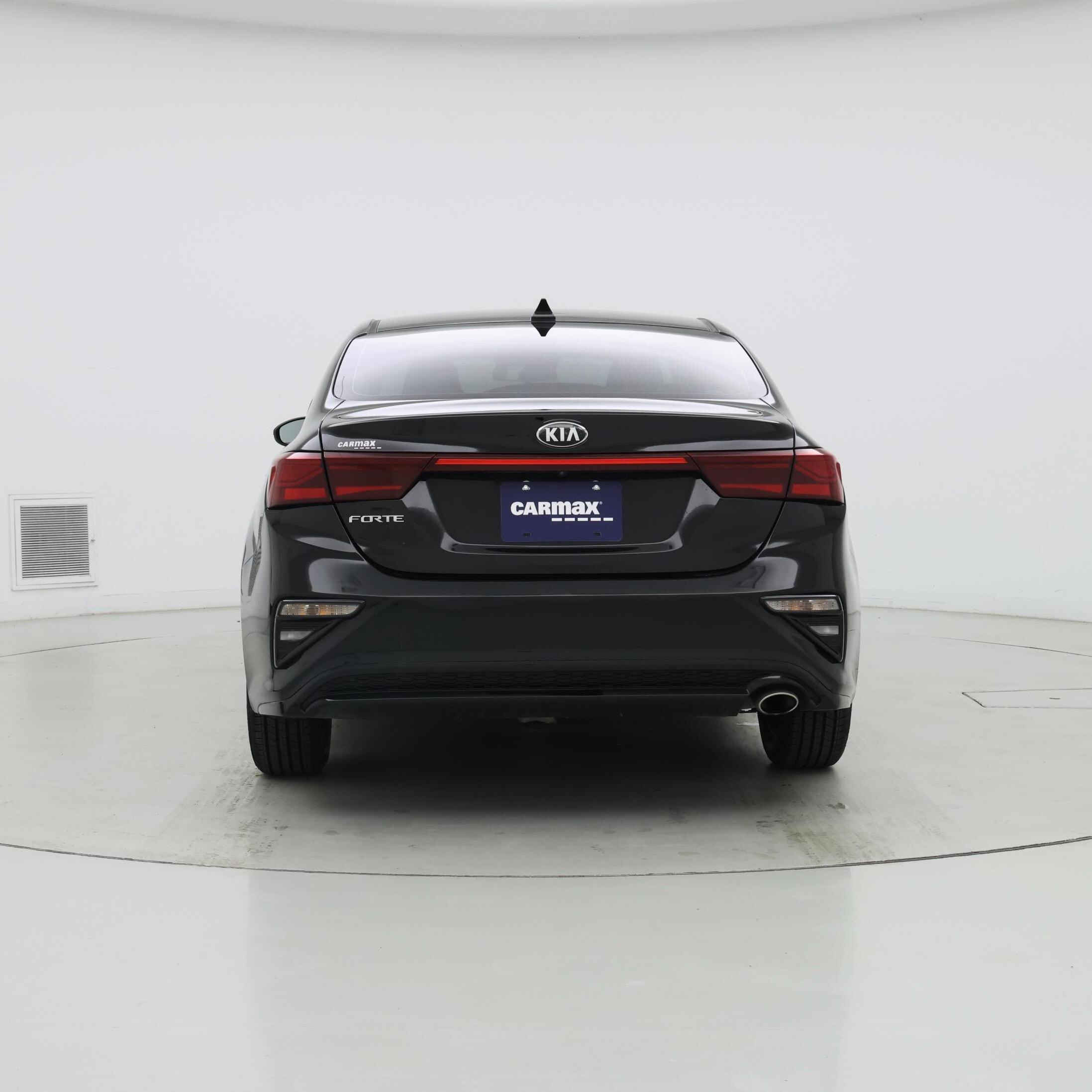 Thumbnail: 2019 Kia Forte - 6