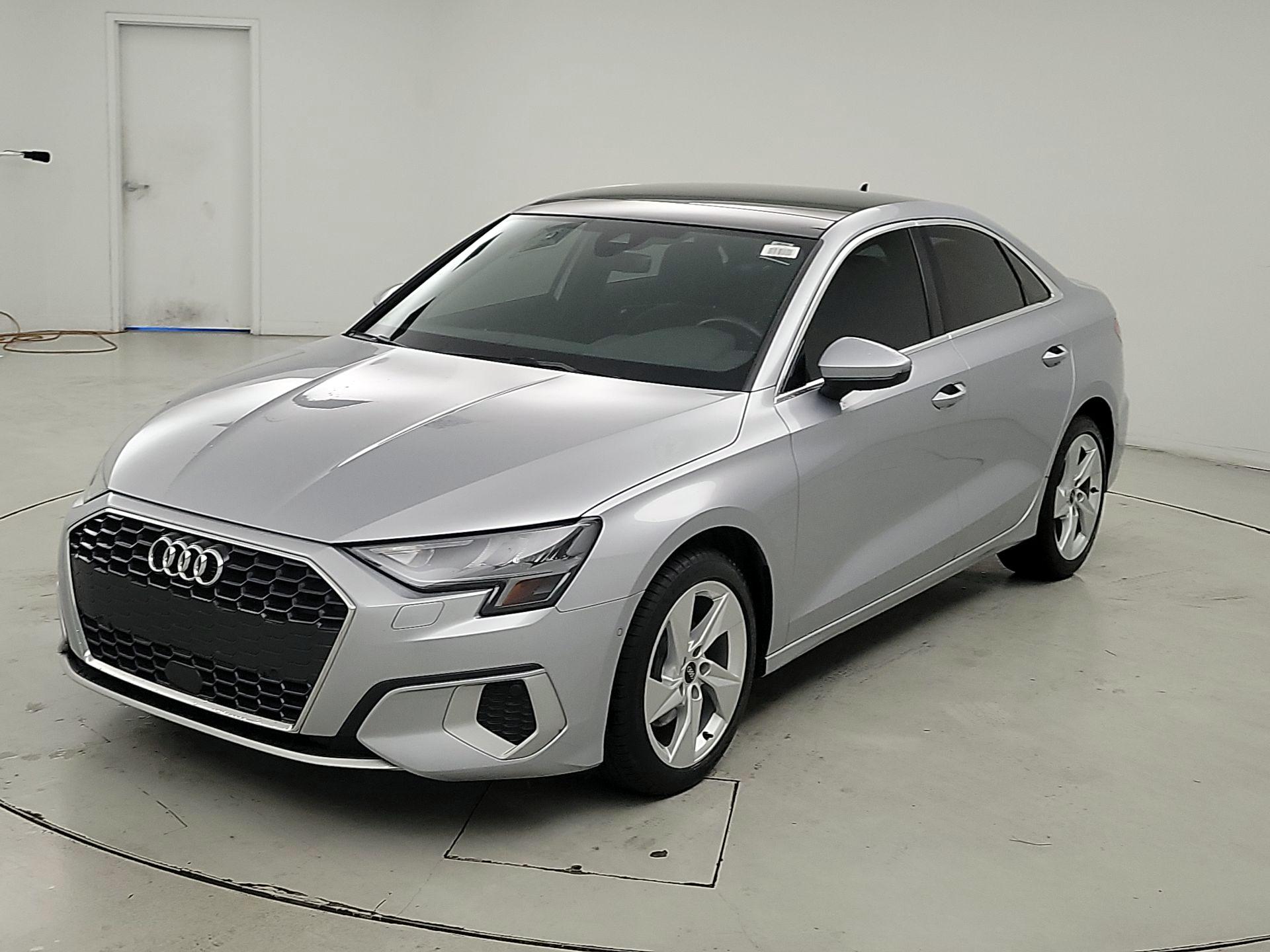 Thumbnail: 2022 Audi A3 - 3