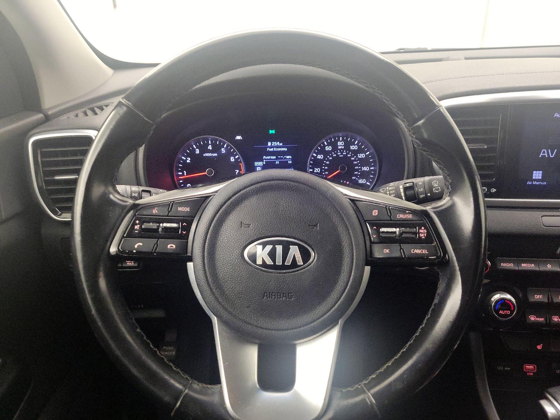 Thumbnail: 2020 Kia Sportage - 10