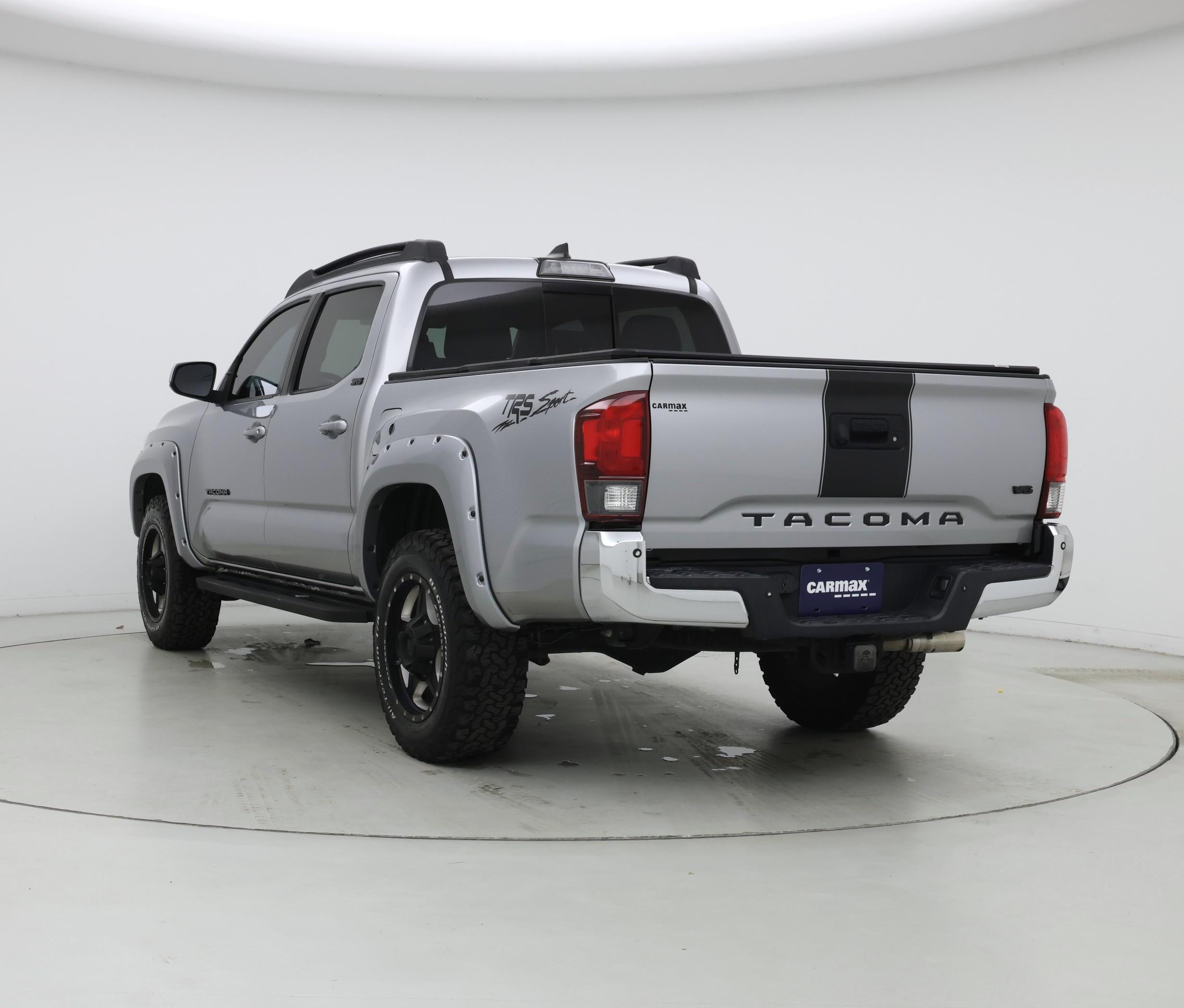 Thumbnail: 2018 Toyota Tacoma - 2
