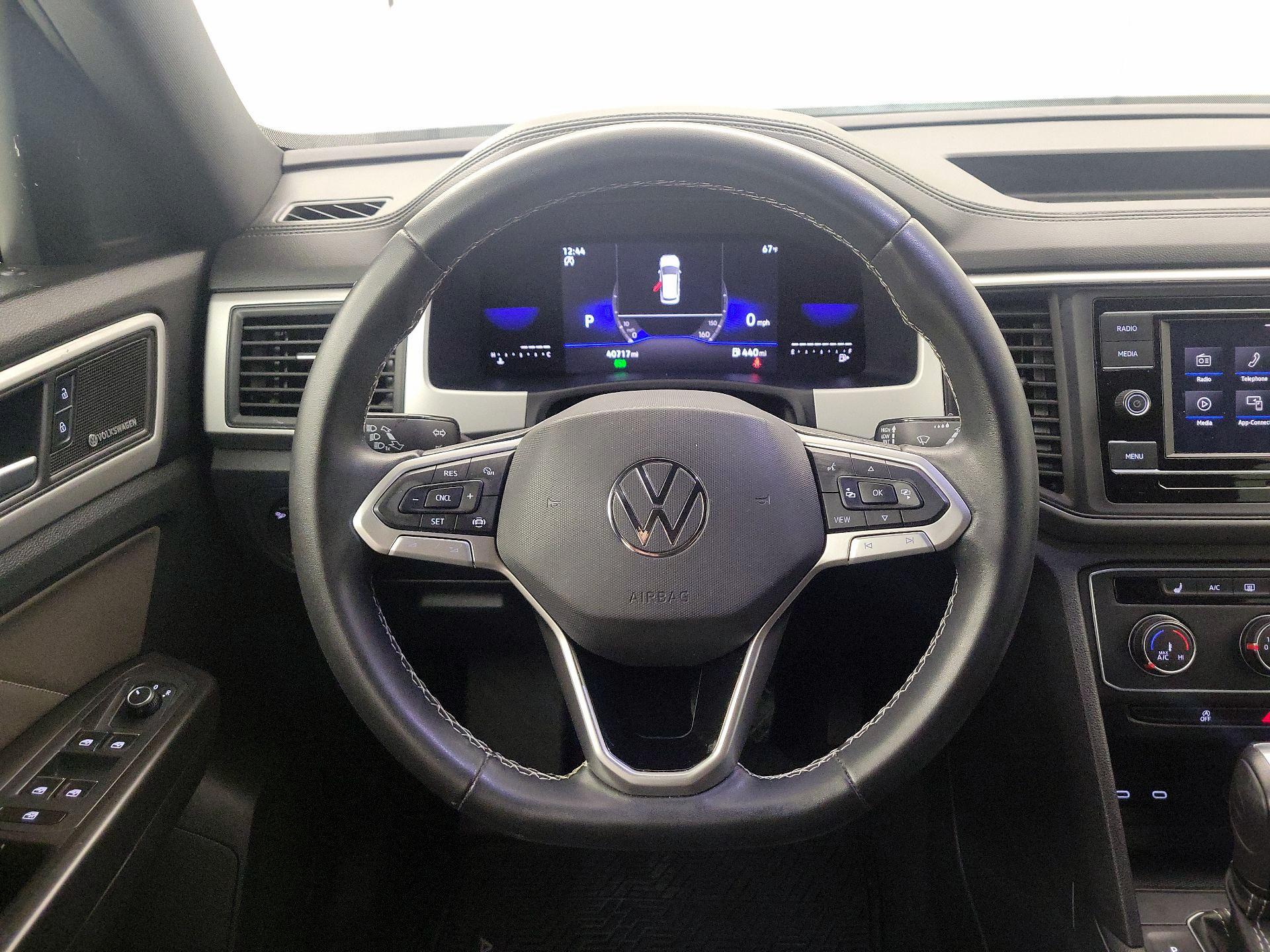 Thumbnail: 2022 Volkswagen Atlas - 10