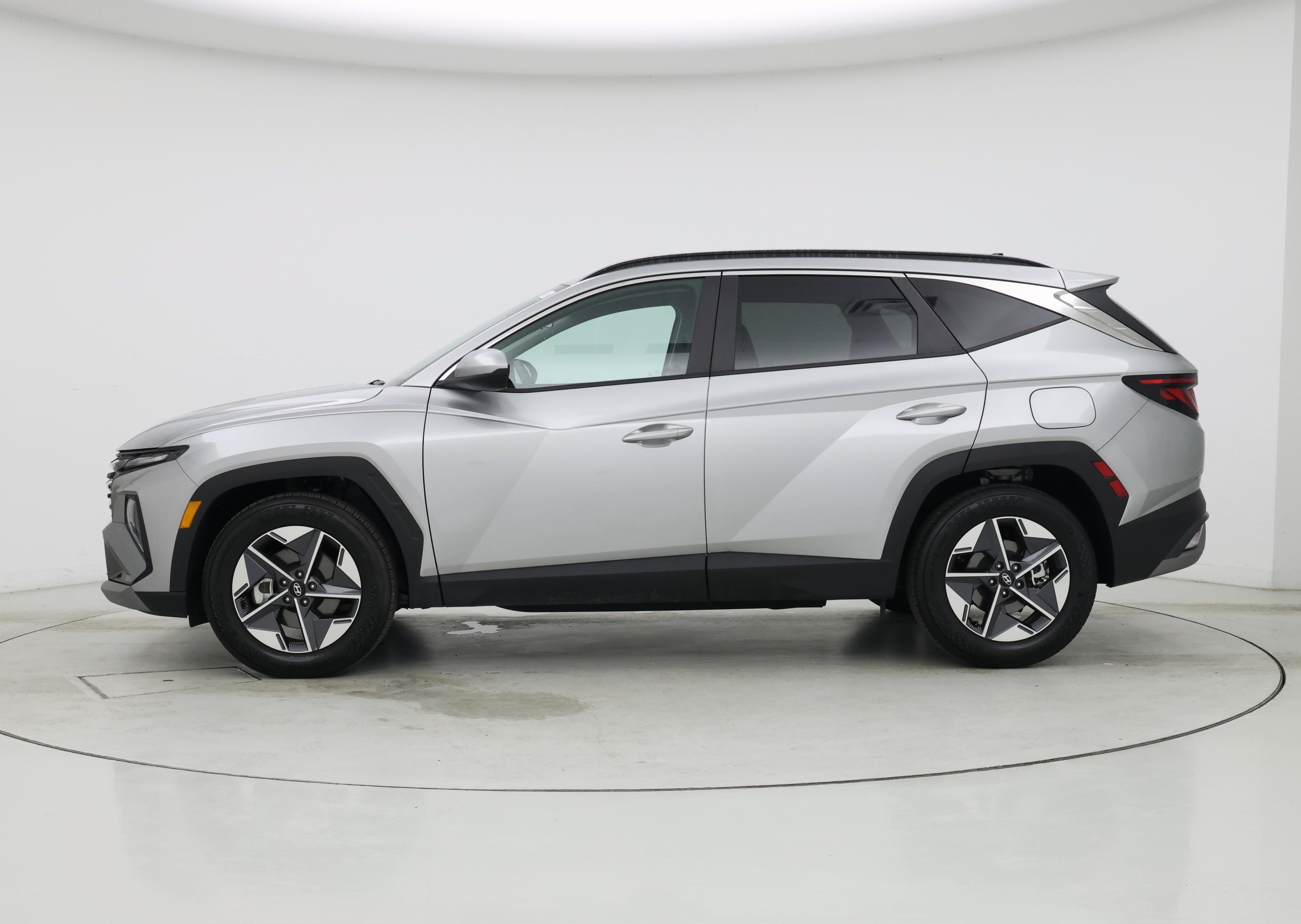 Thumbnail: 2025 Hyundai Tucson - 3