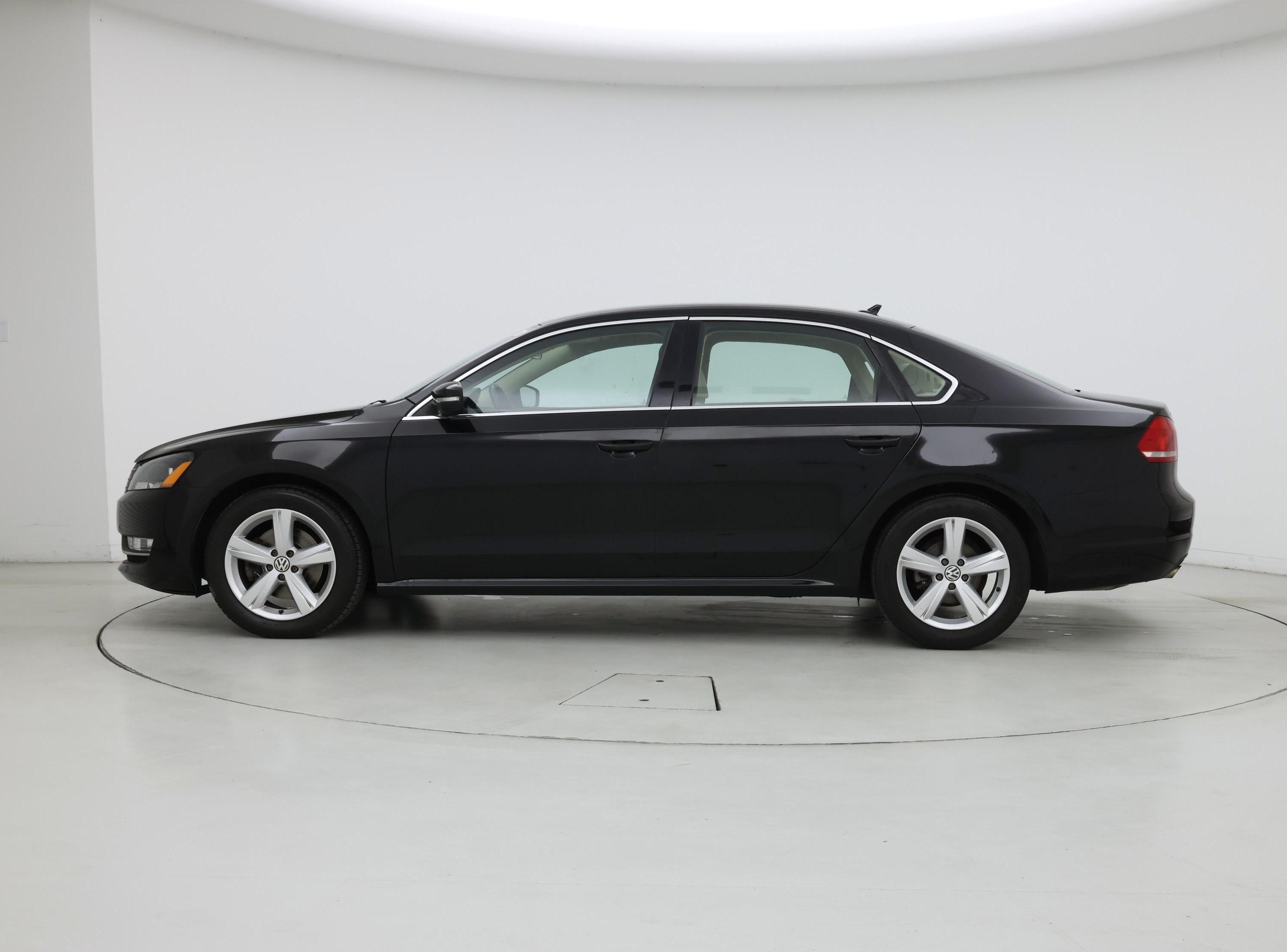 Thumbnail: 2015 Volkswagen Passat - 3