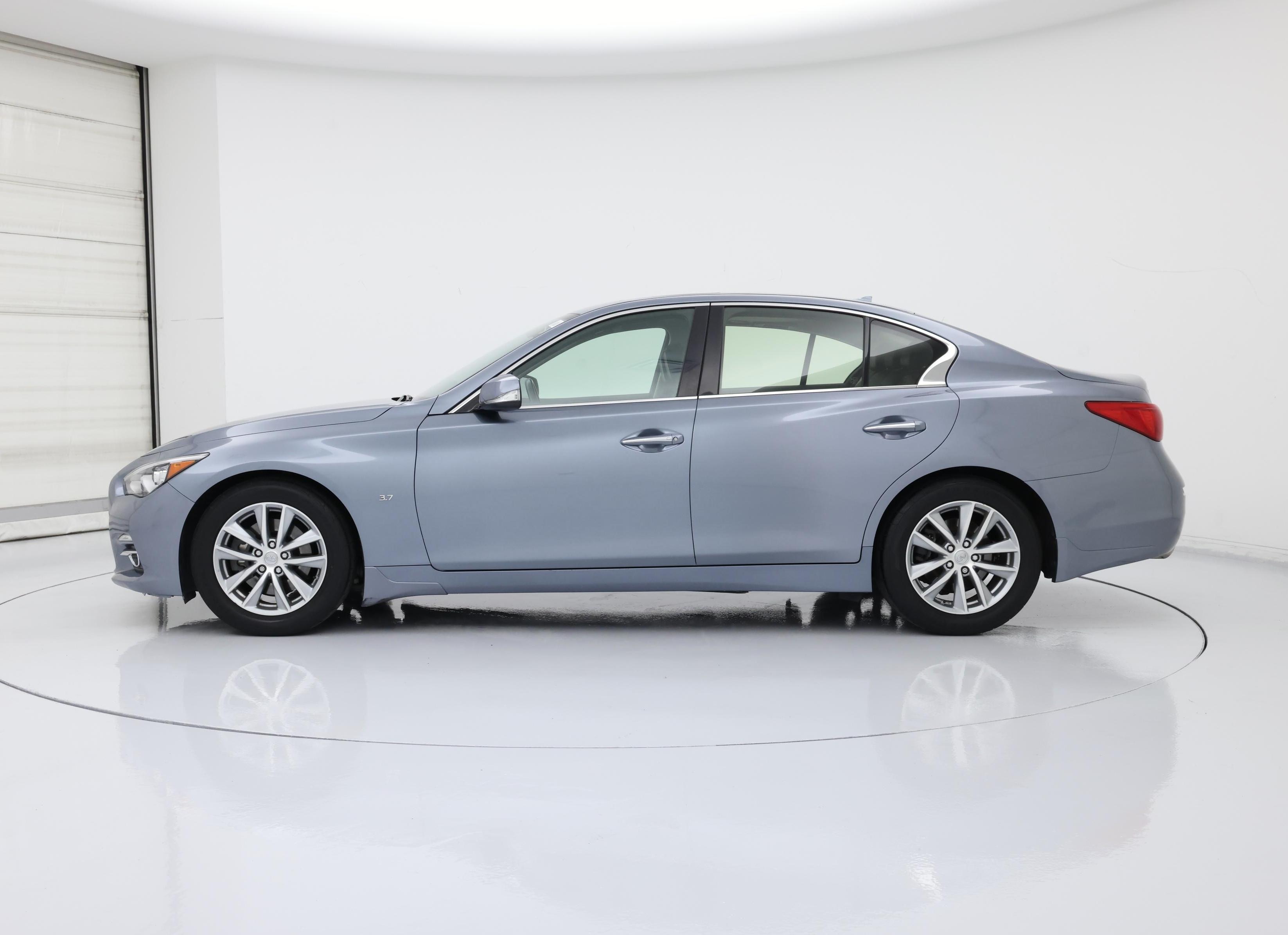 Thumbnail: 2015 INFINITI Q50 - 3