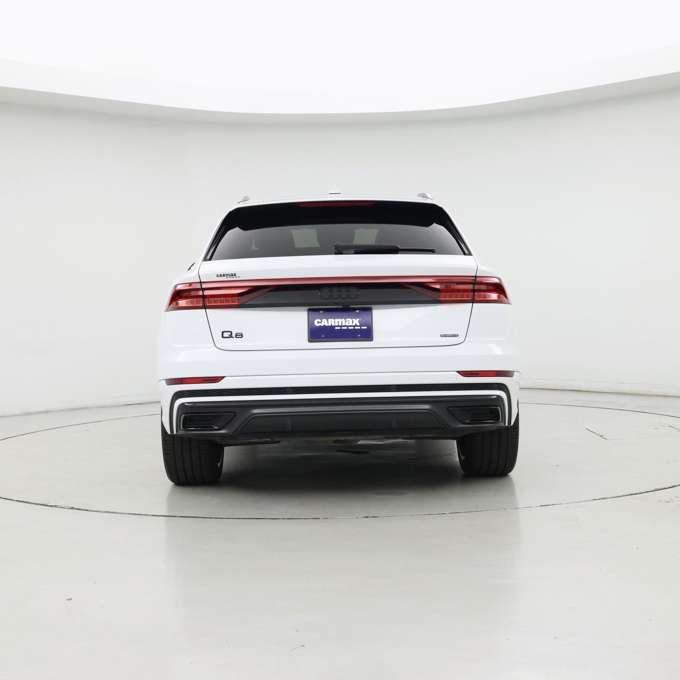 Thumbnail: 2023 Audi Q8 - 6