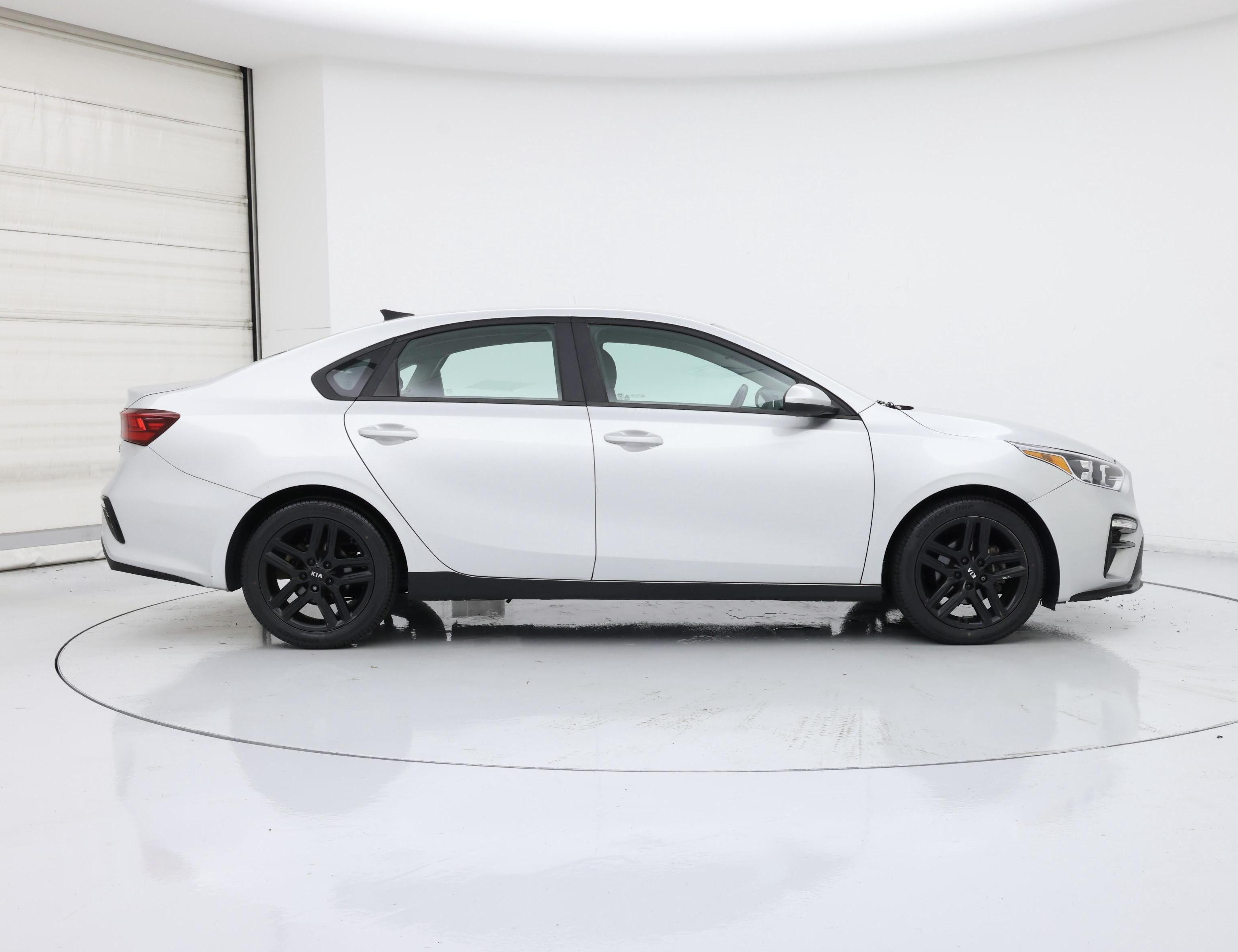 Thumbnail: 2019 Kia Forte - 7