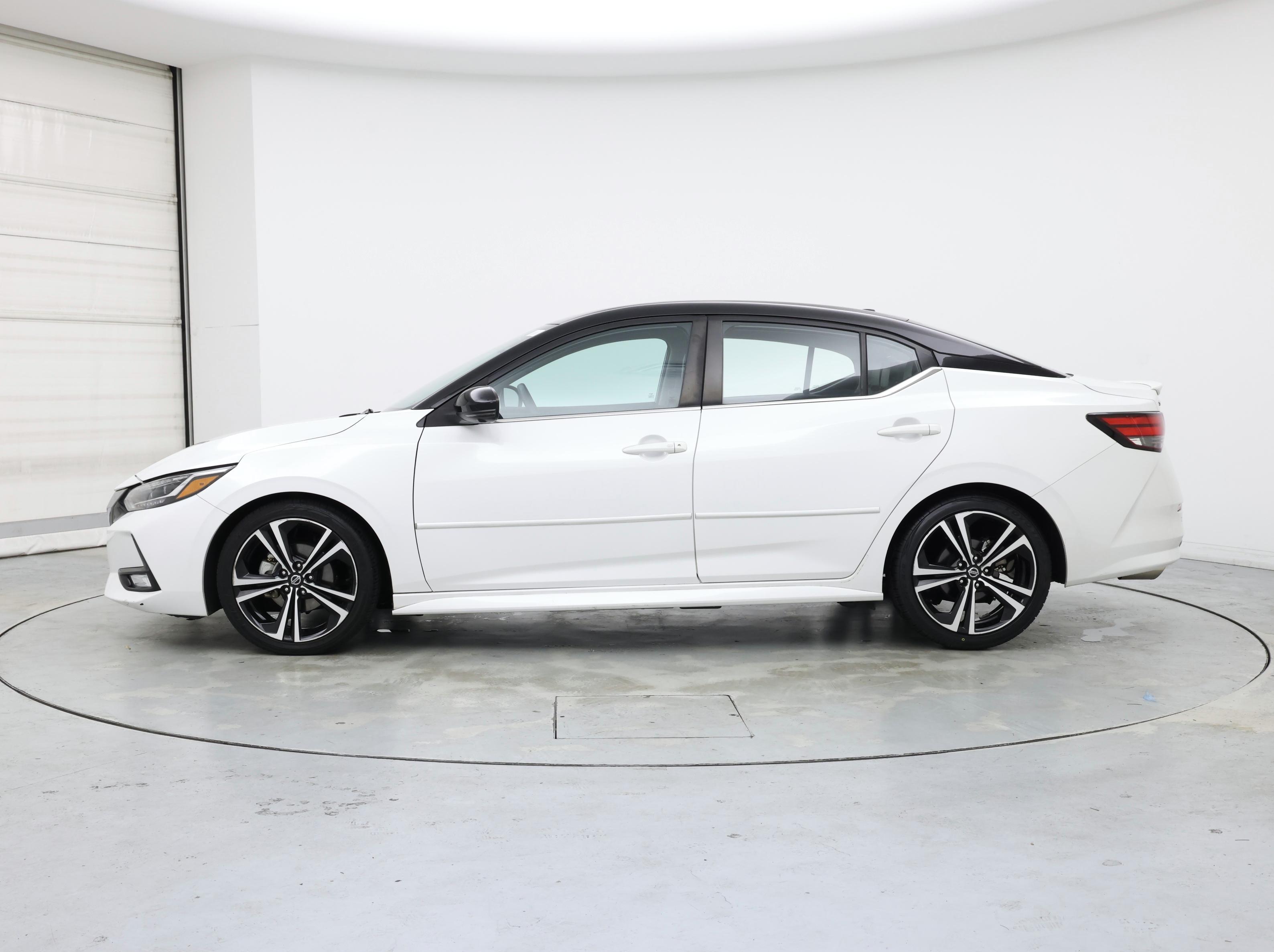 Thumbnail: 2021 Nissan Sentra - 3