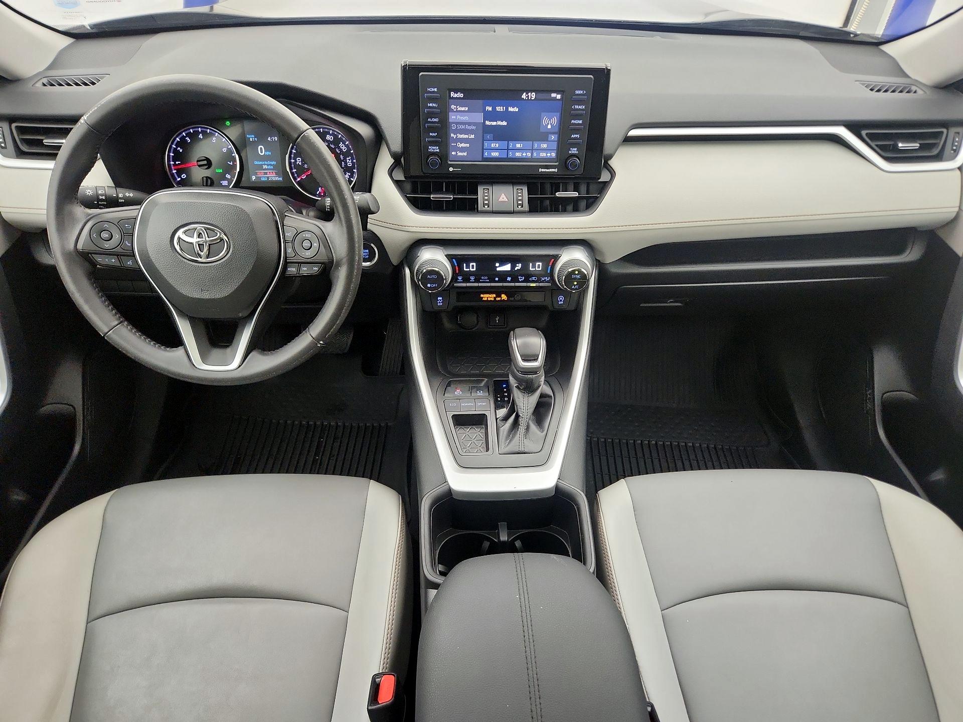 Thumbnail: 2022 Toyota RAV4 - 9