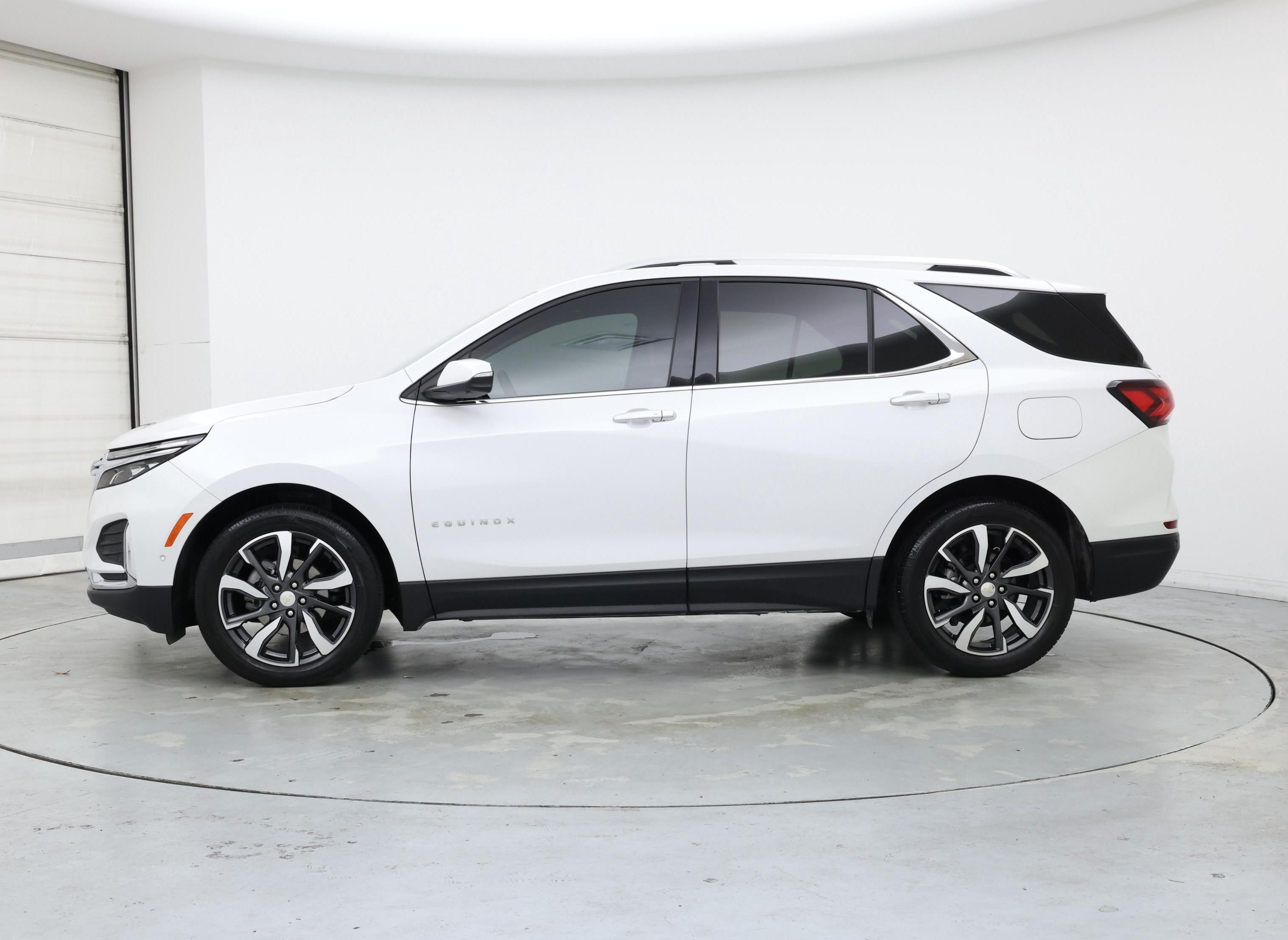 Thumbnail: 2024 Chevrolet Equinox - 3