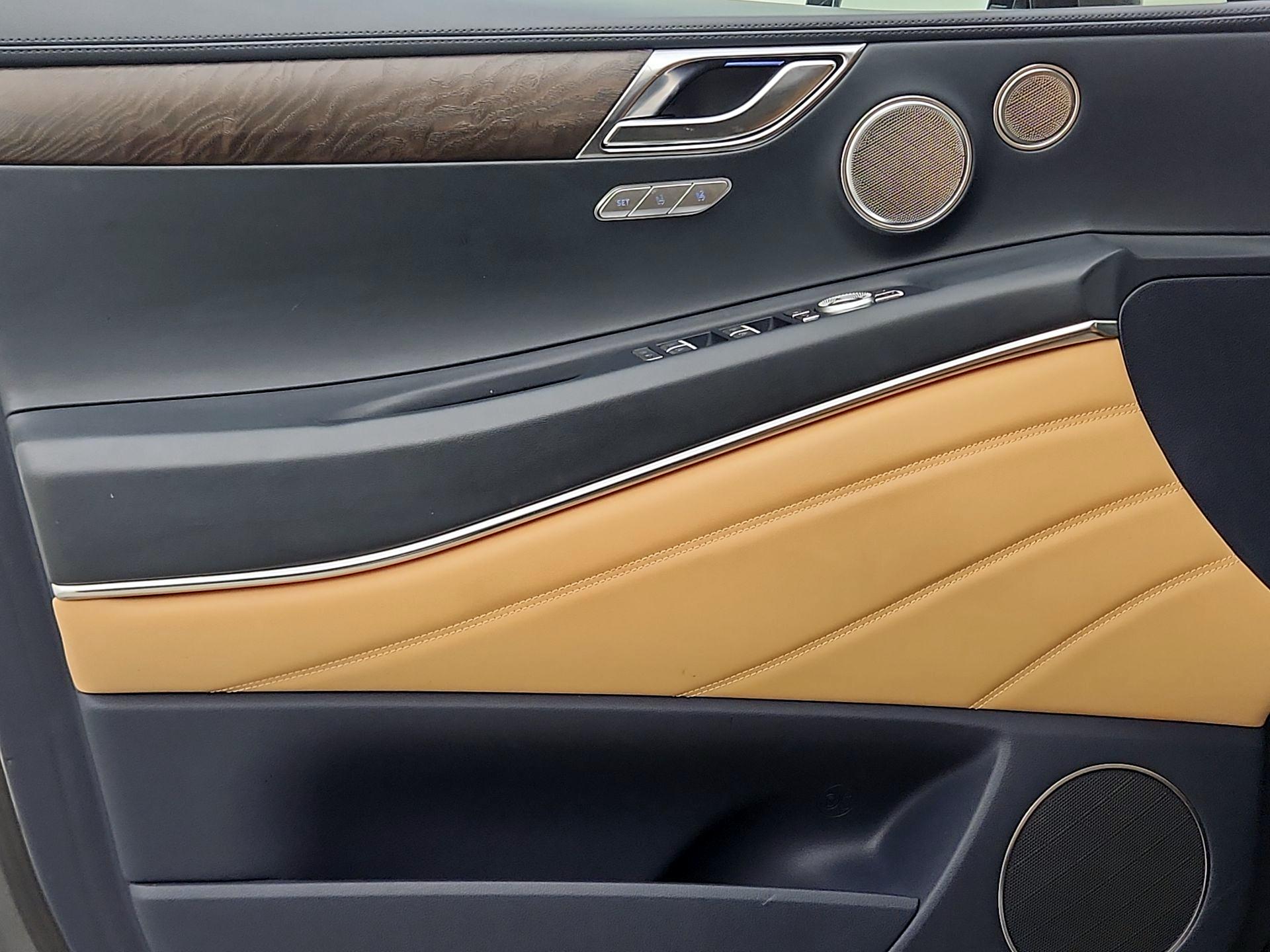 Thumbnail: 2022 Genesis GV80 - 12