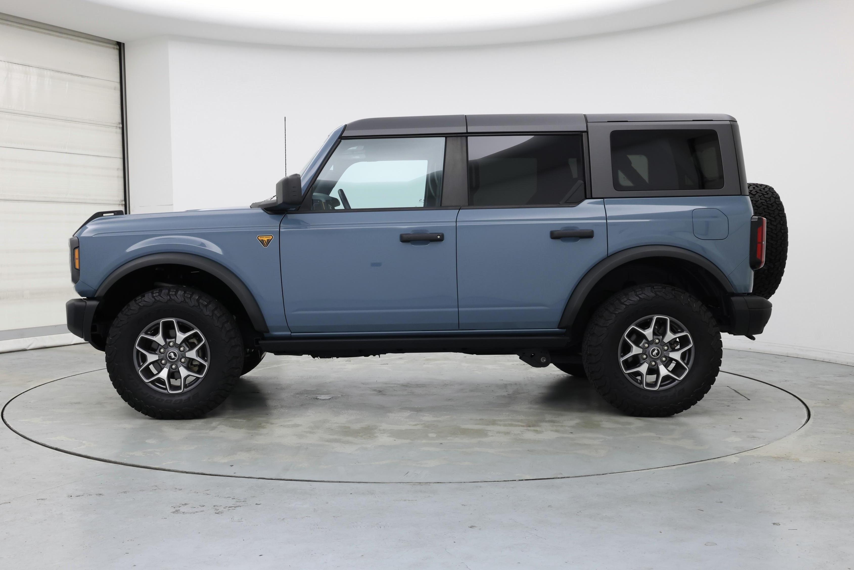 Thumbnail: 2023 Ford Bronco - 3