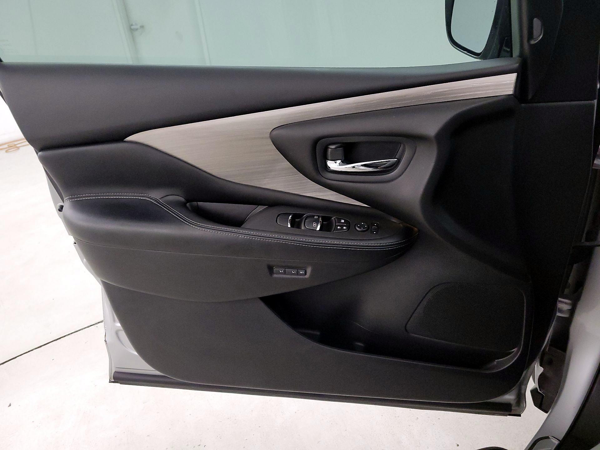 Thumbnail: 2016 Nissan Murano - 12