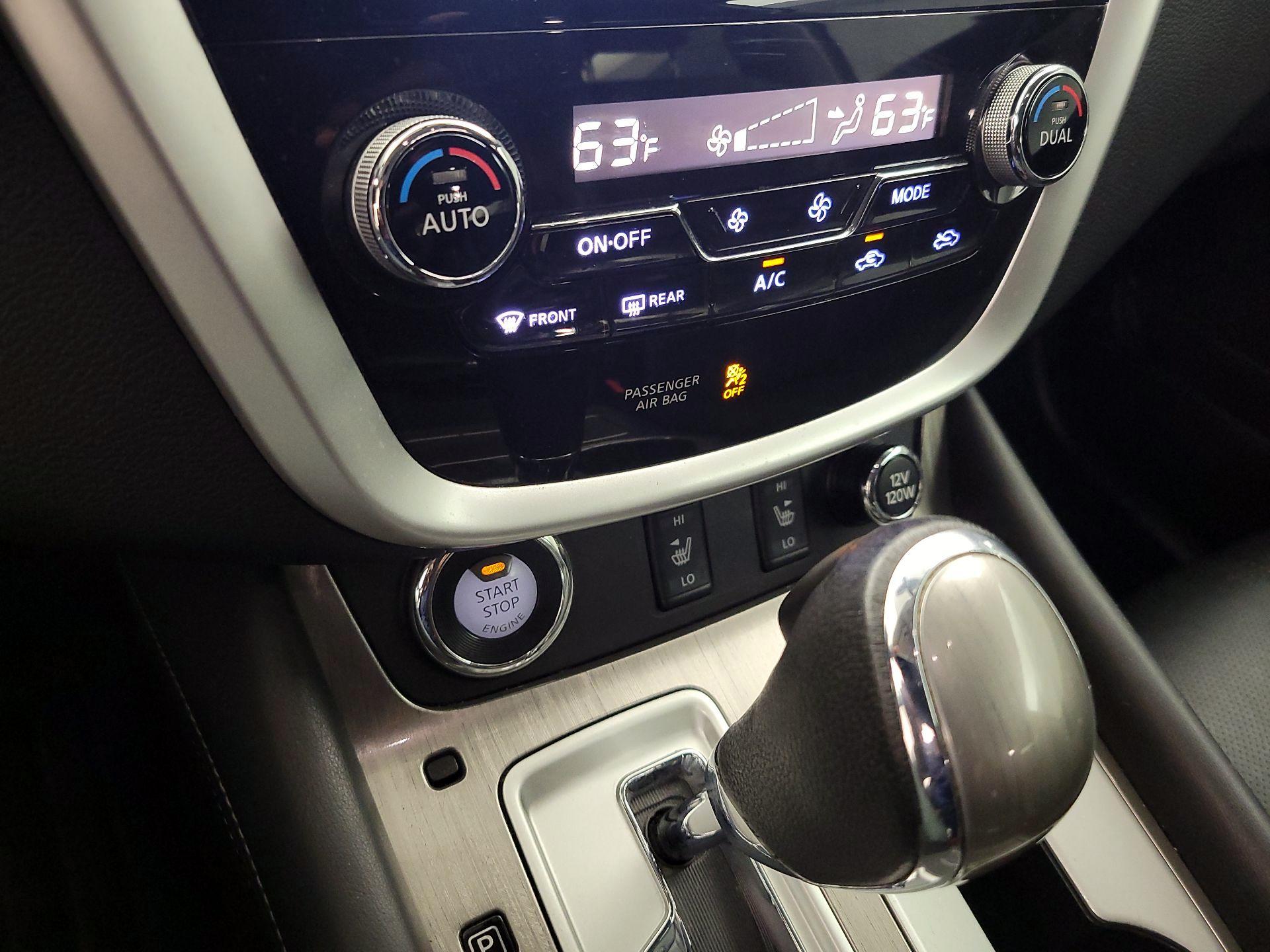 Thumbnail: 2016 Nissan Murano - 17