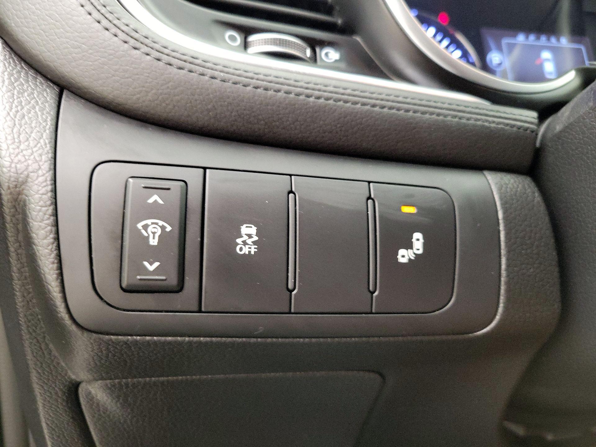 Thumbnail: 2015 Kia Optima - 13
