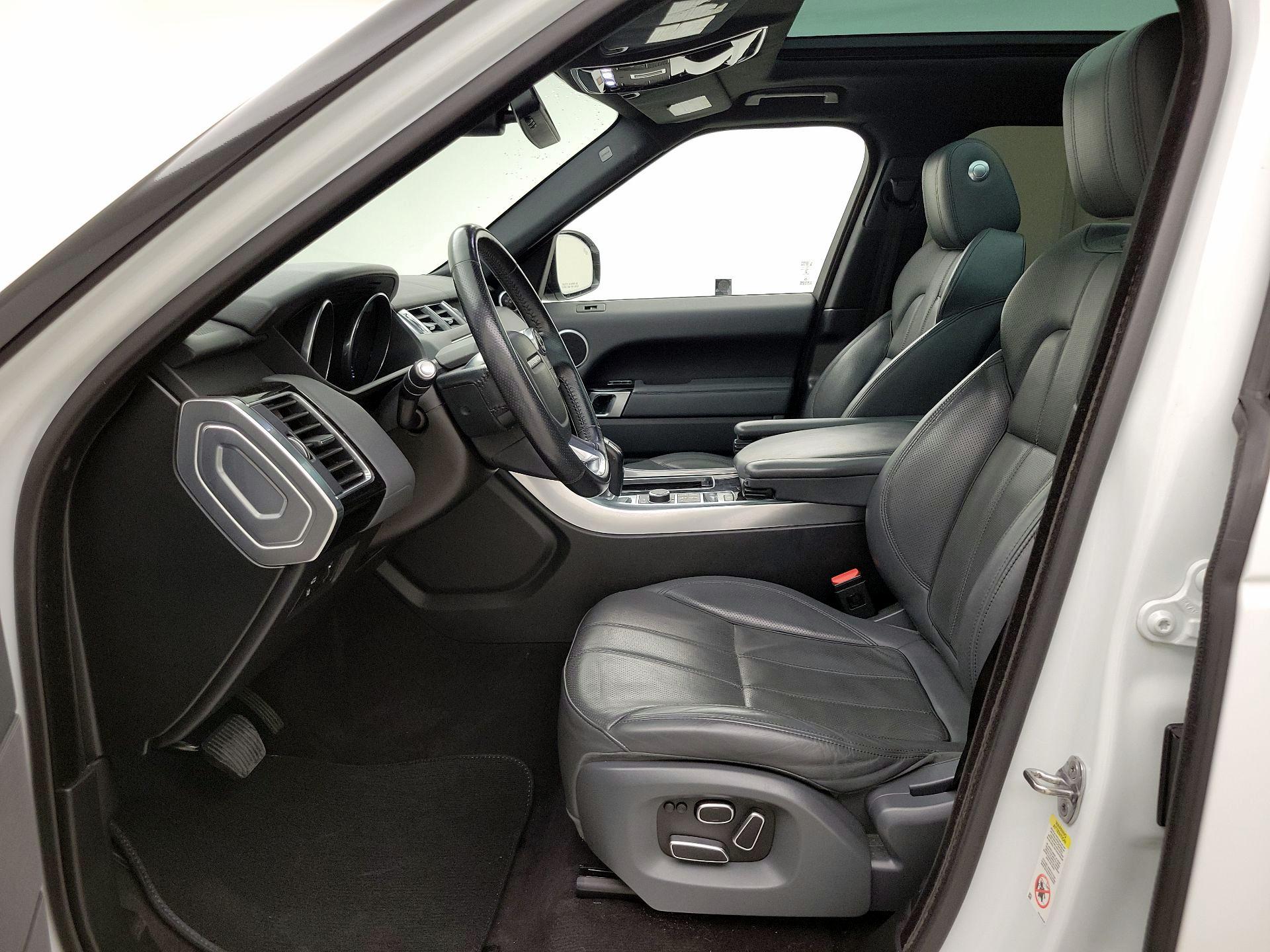 Thumbnail: 2015 Land Rover Range Rover Sport - 11