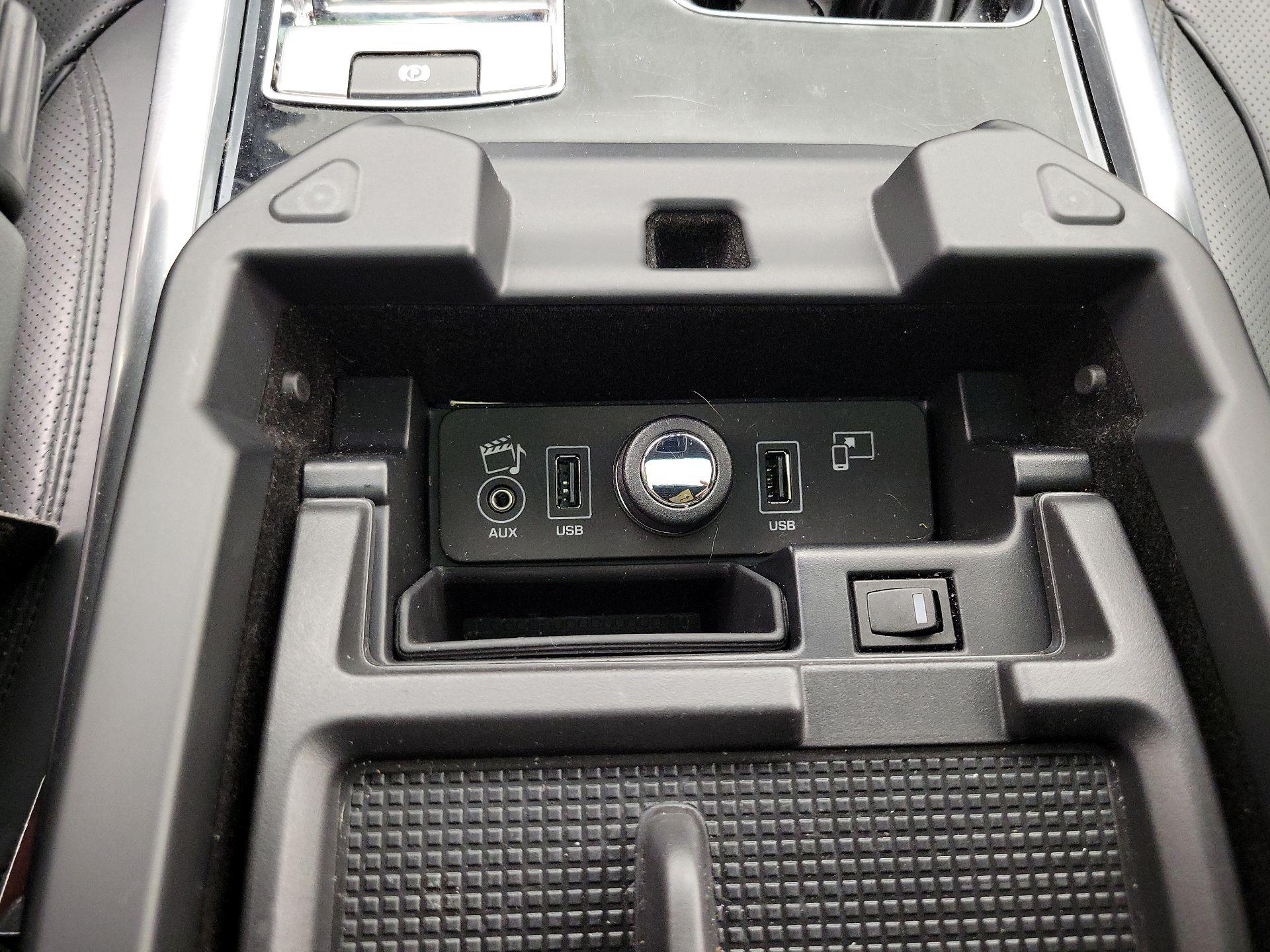 Thumbnail: 2015 Land Rover Range Rover Sport - 19