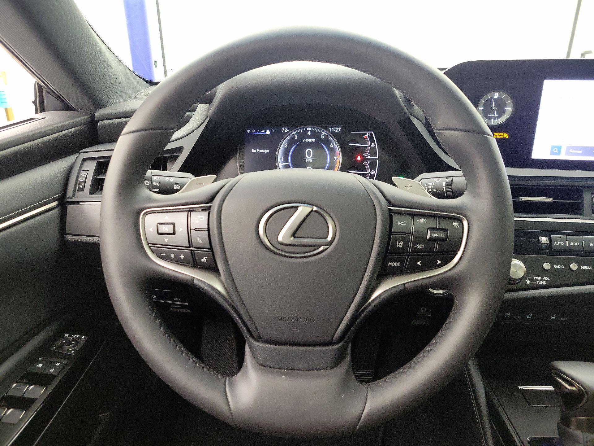 Thumbnail: 2023 Lexus ES - 10