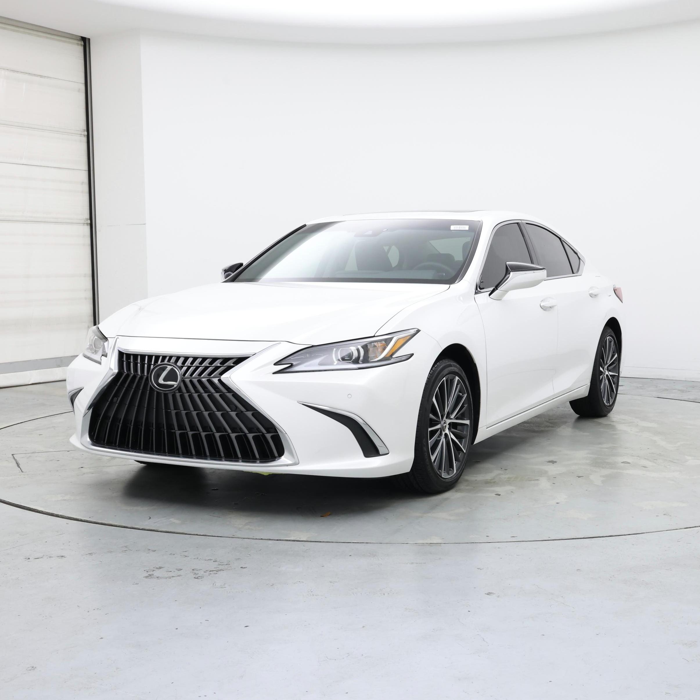 Thumbnail: 2023 Lexus ES - 4
