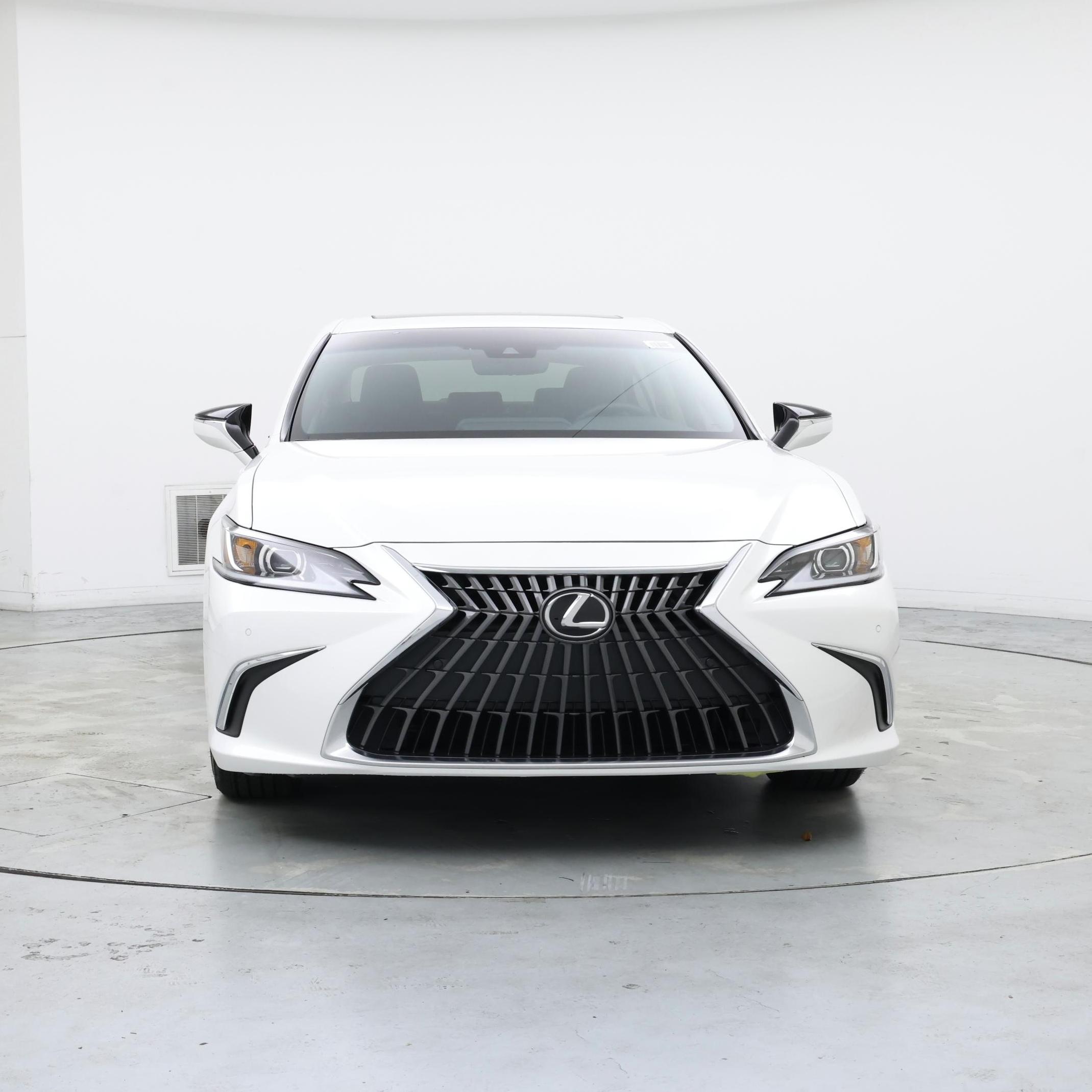 Thumbnail: 2023 Lexus ES - 5