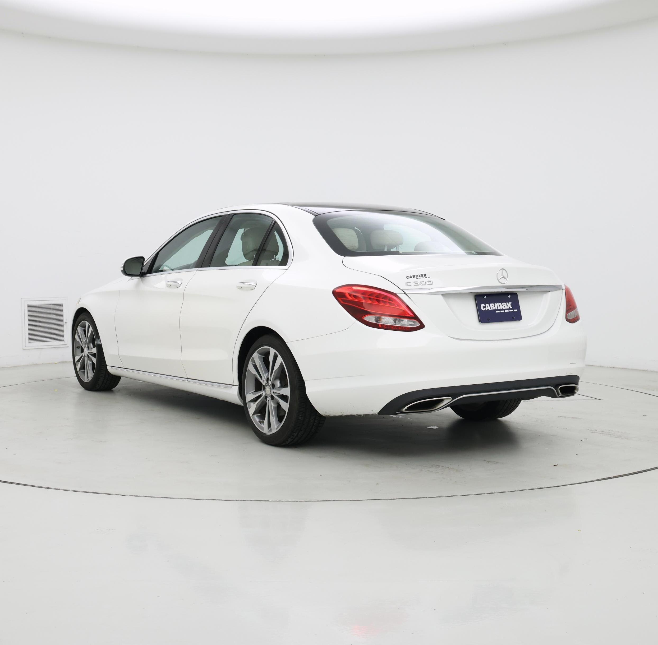 Thumbnail: 2015 Mercedes-Benz C-Class - 2