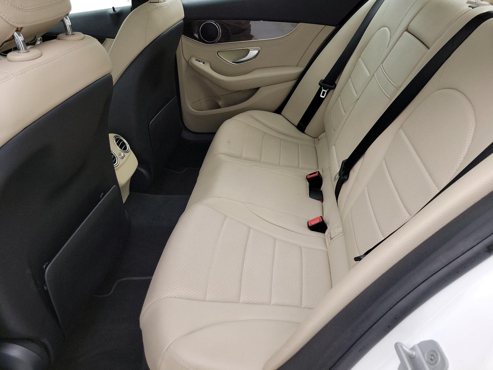 Thumbnail: 2015 Mercedes-Benz C-Class - 19
