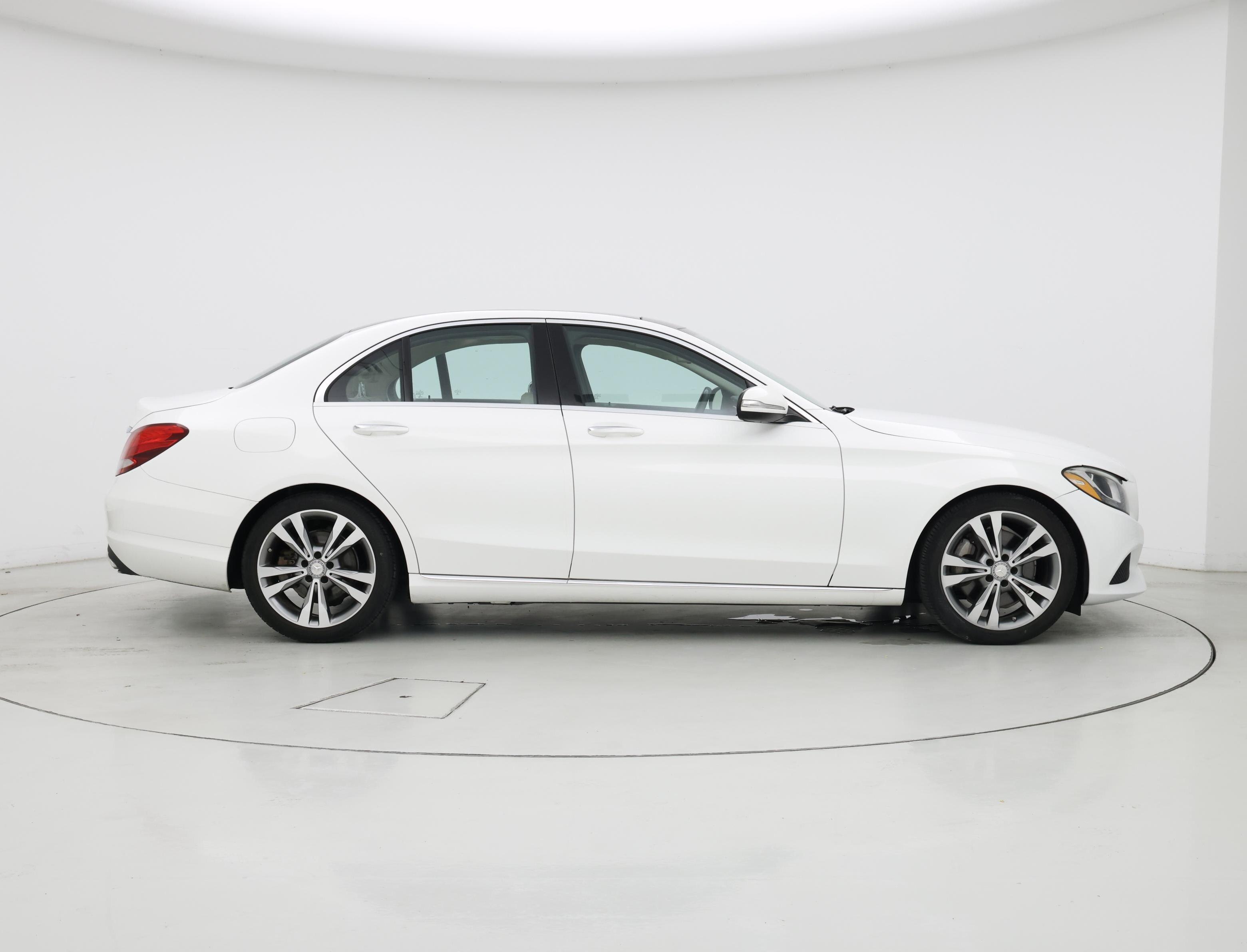 Thumbnail: 2015 Mercedes-Benz C-Class - 7