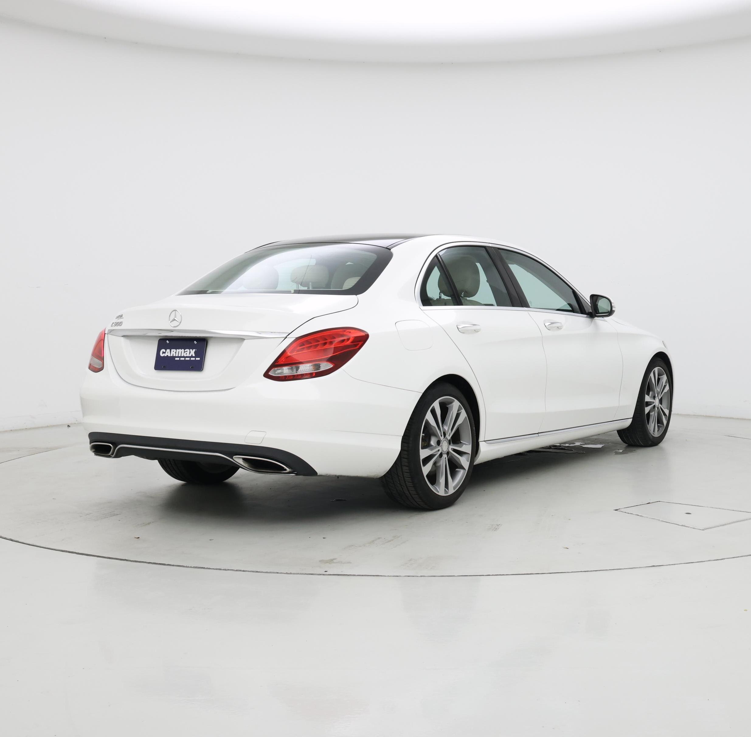Thumbnail: 2015 Mercedes-Benz C-Class - 8