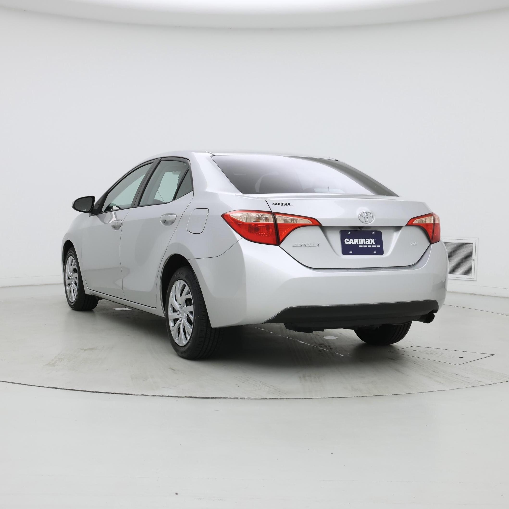 Thumbnail: 2018 Toyota Corolla - 2