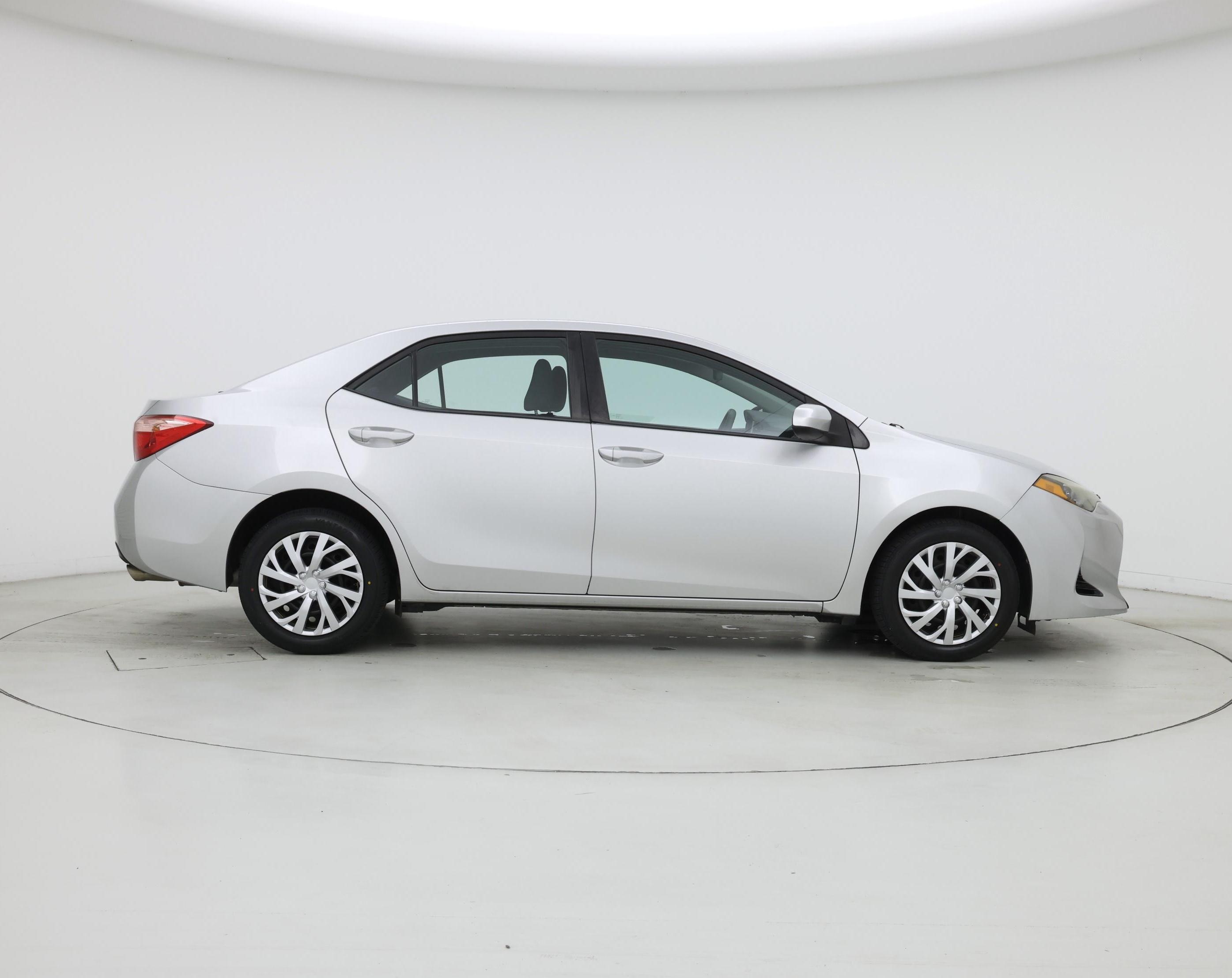 Thumbnail: 2018 Toyota Corolla - 7