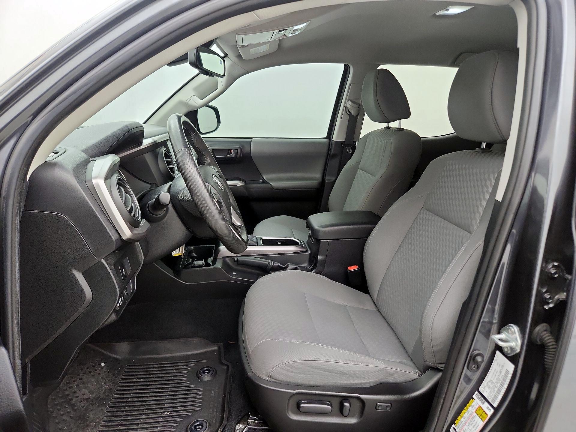 Thumbnail: 2021 Toyota Tacoma - 11