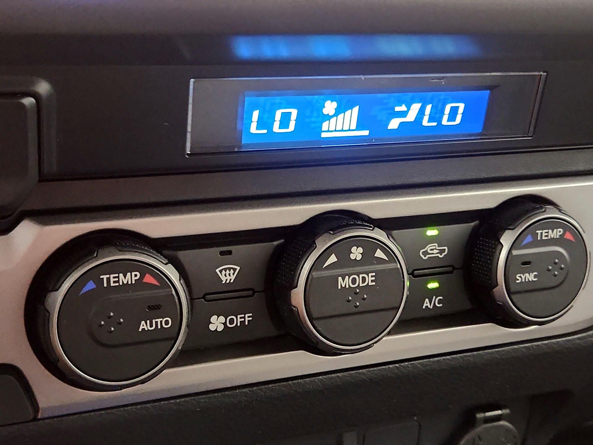 Thumbnail: 2021 Toyota Tacoma - 16