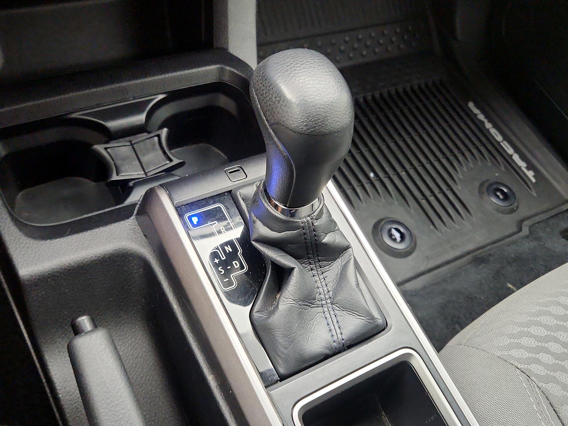 Thumbnail: 2021 Toyota Tacoma - 17