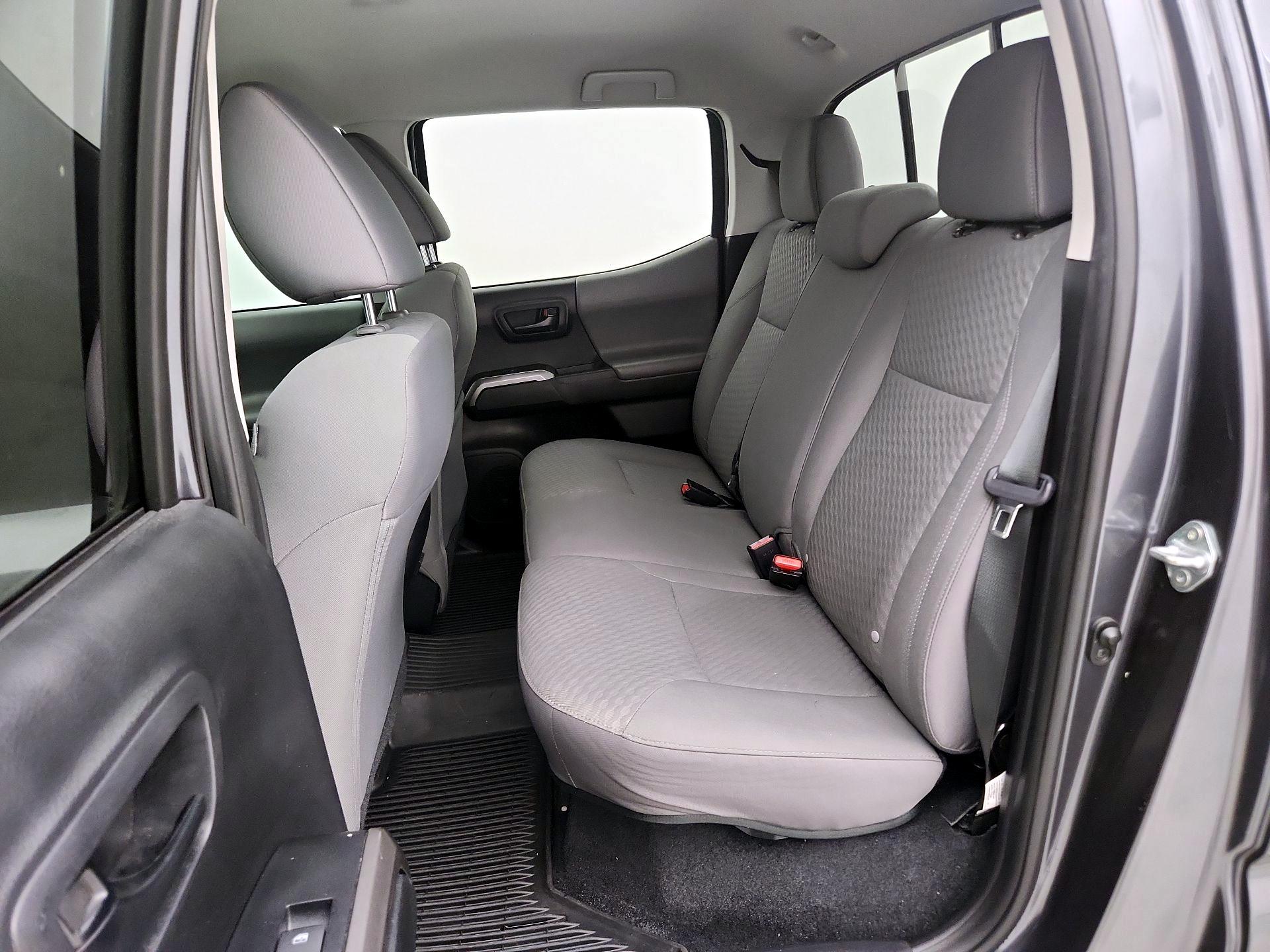 Thumbnail: 2021 Toyota Tacoma - 19