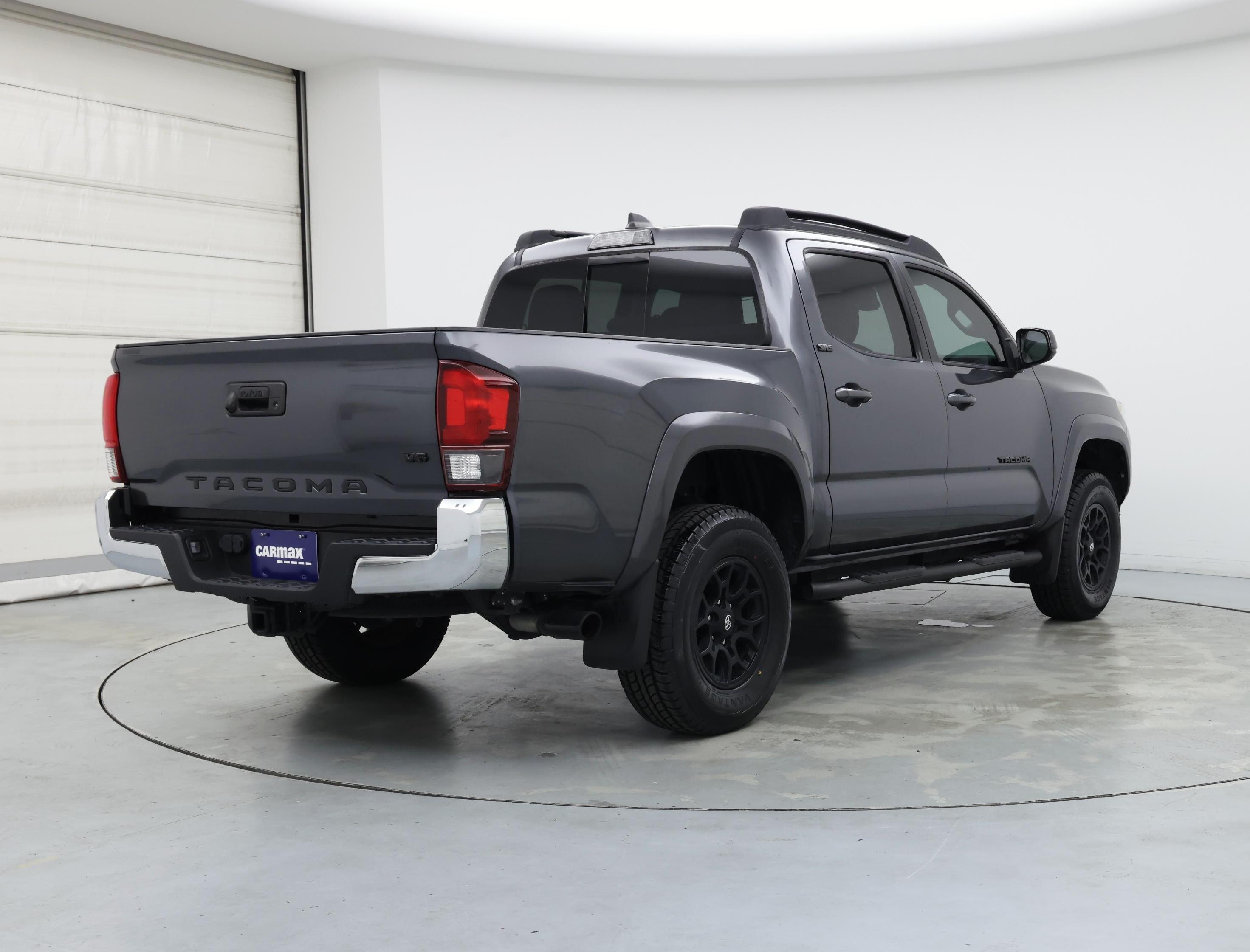 Thumbnail: 2021 Toyota Tacoma - 8