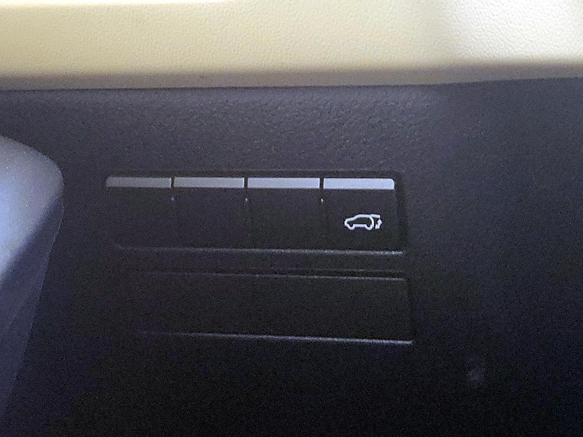 Thumbnail: 2015 Lexus NX - 13