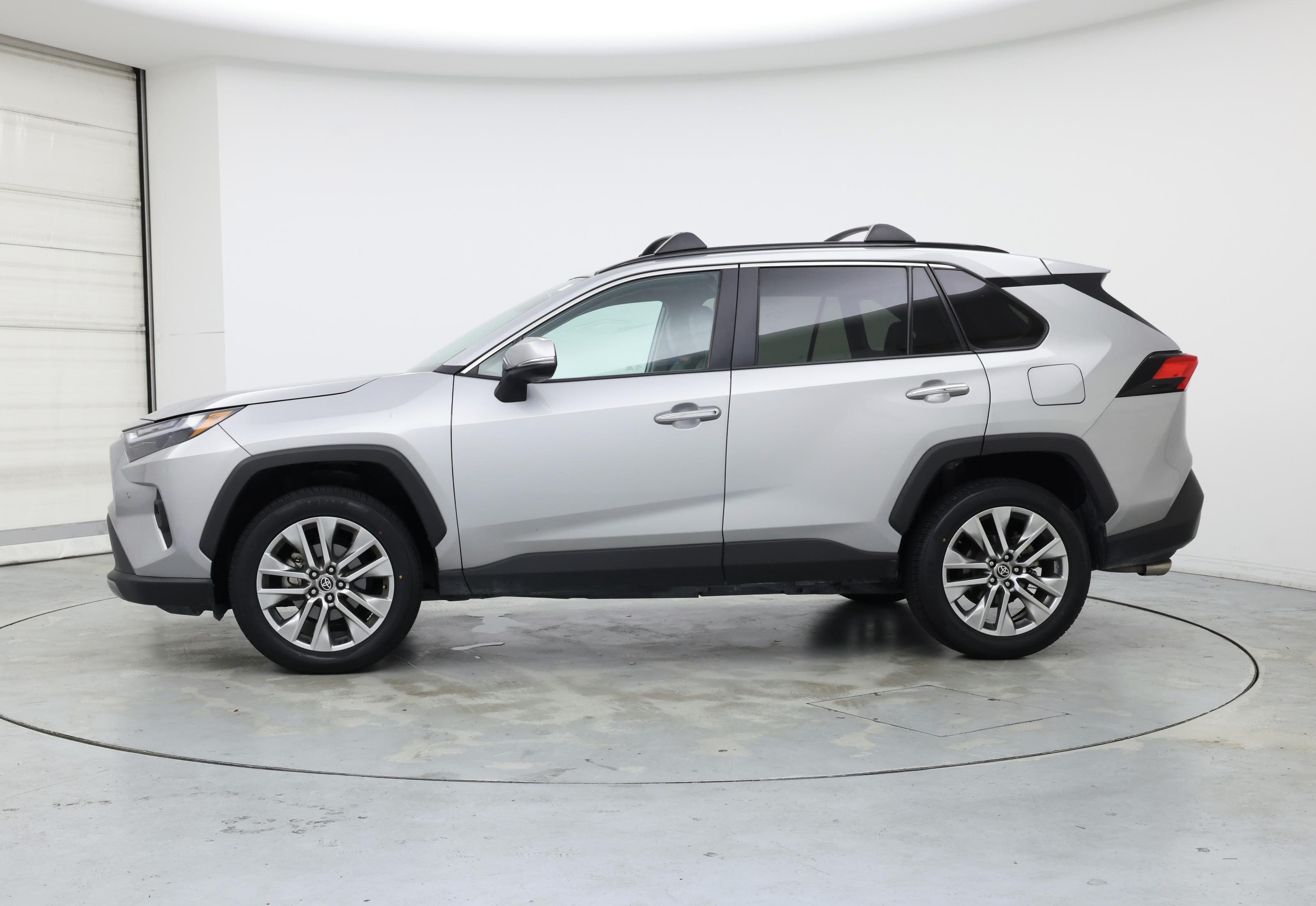 Thumbnail: 2023 Toyota RAV4 - 3