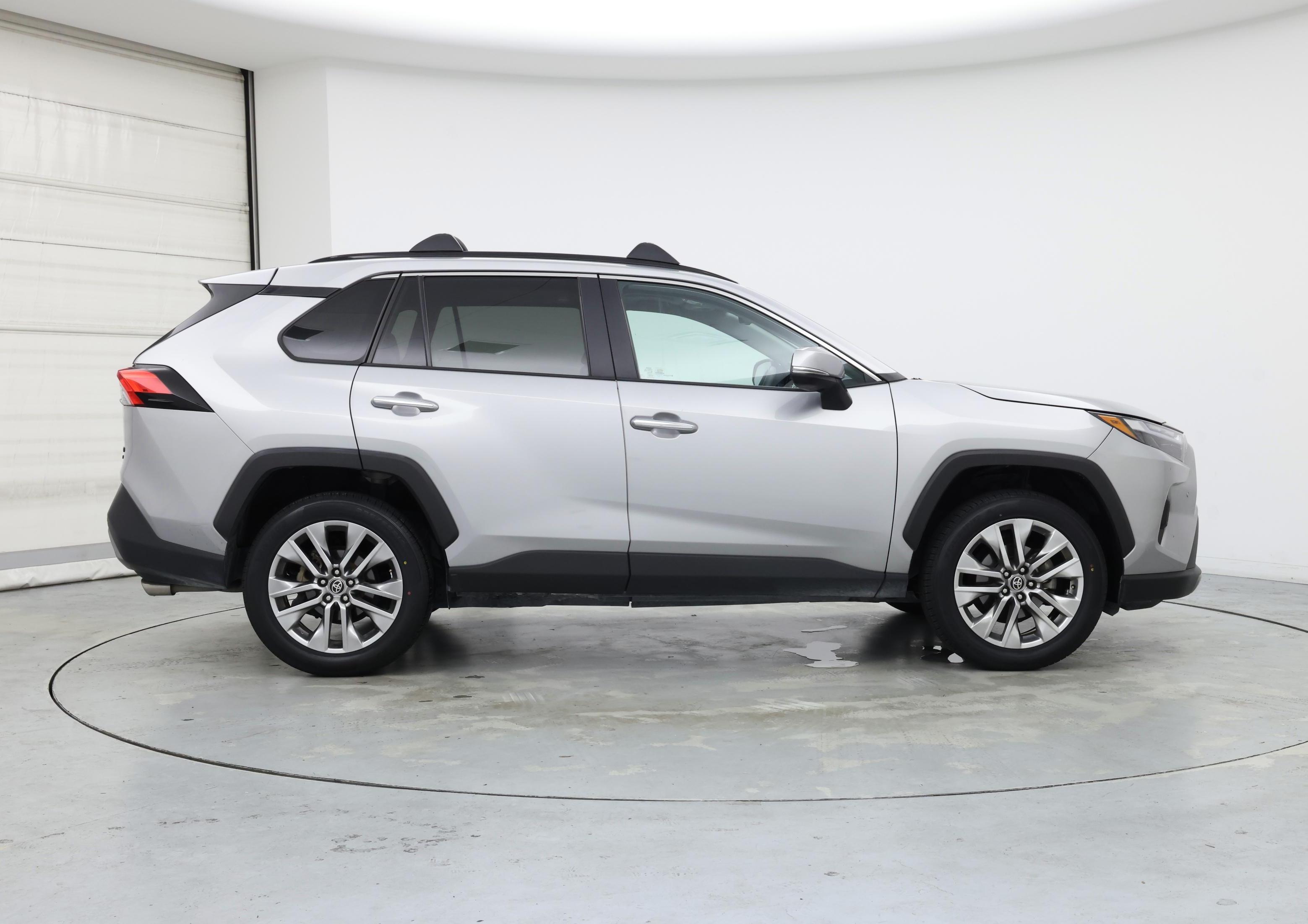 Thumbnail: 2023 Toyota RAV4 - 7