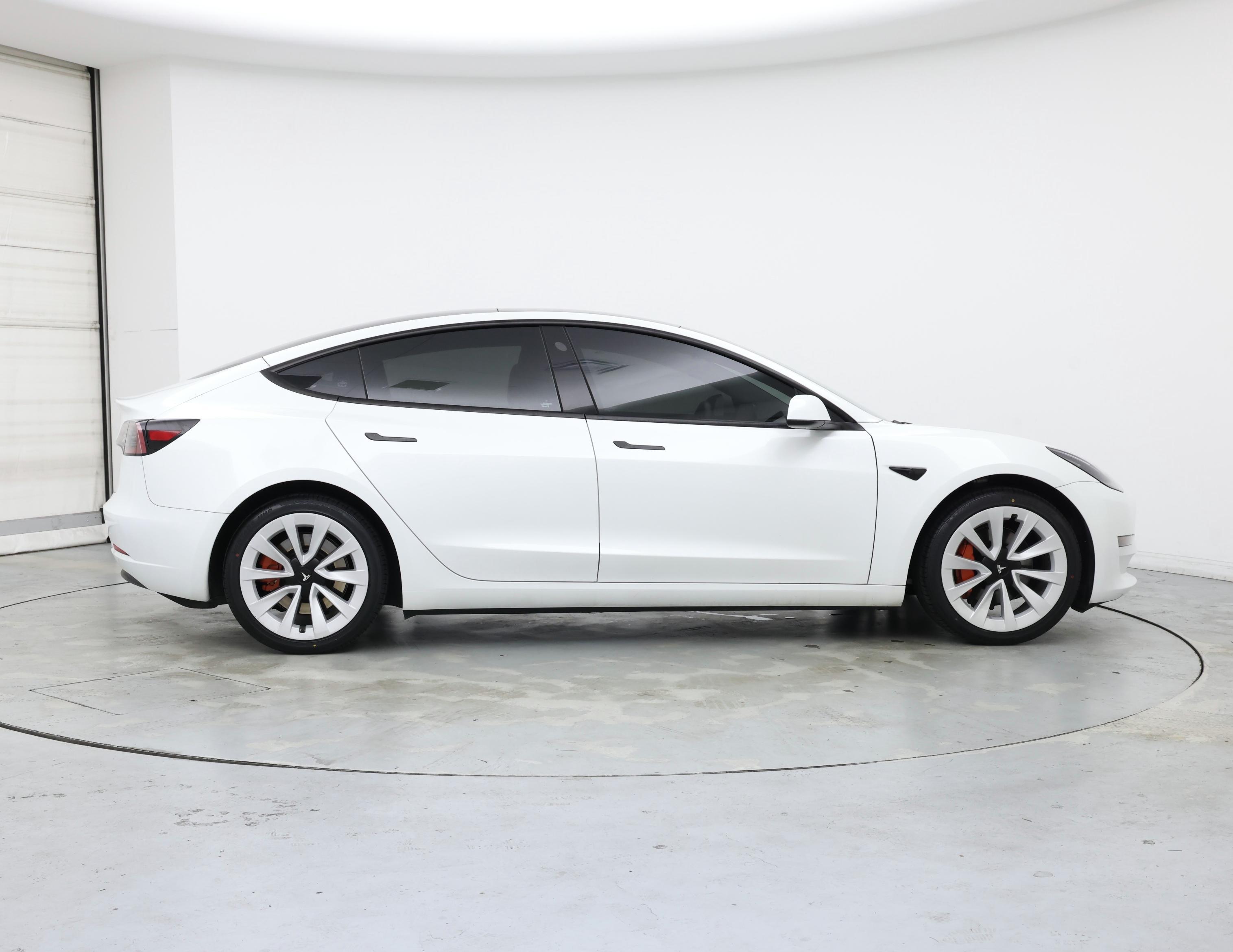 Thumbnail: 2023 Tesla Model 3 - 7