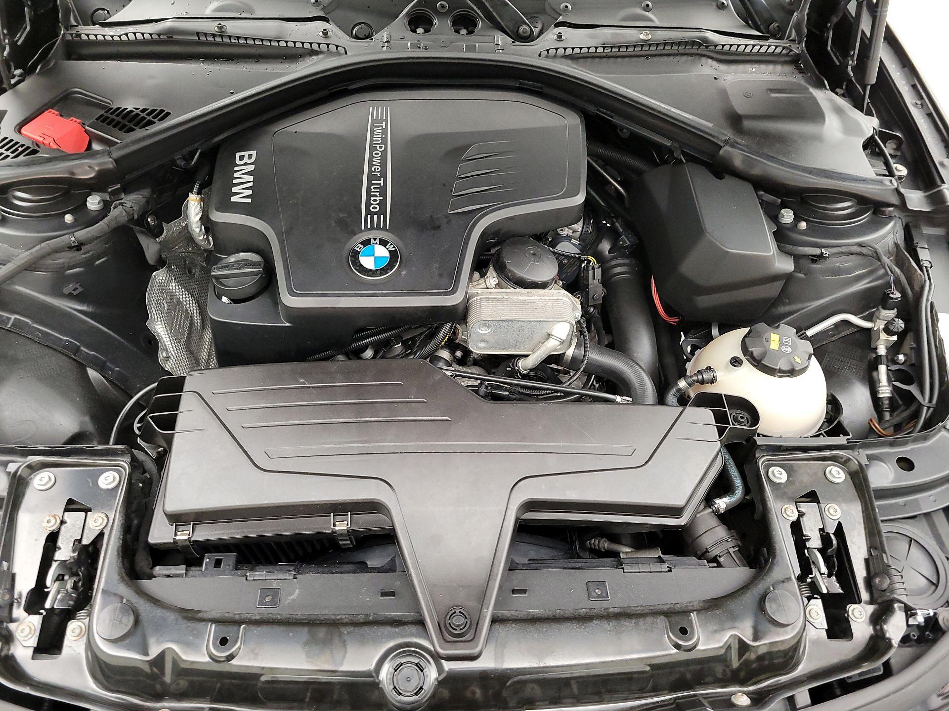 Thumbnail: 2015 BMW 3 Series - 19